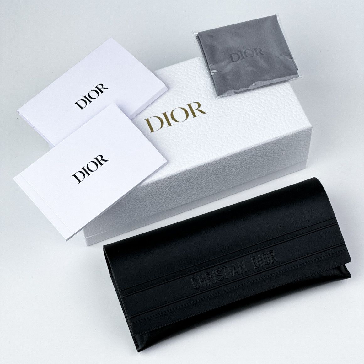 Dior Dior MISSDIOR B2U Women Sunglasses CD40095U 10Y BRAND NEW Size ONE SIZE - 13 Thumbnail