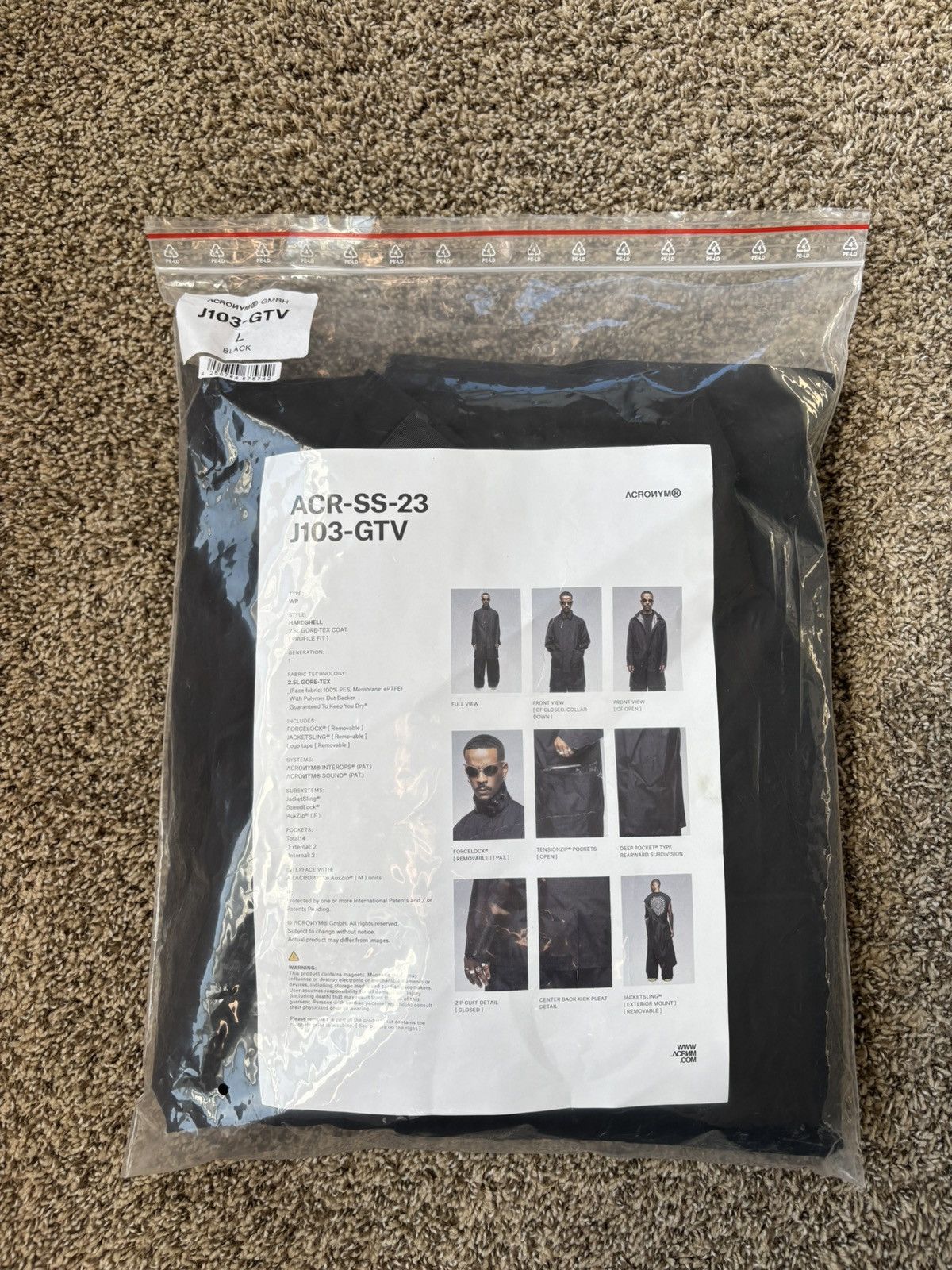 Acronym Acronym J103-GTV jacket size L Size US L / EU 52-54 / 3 - 8 Thumbnail