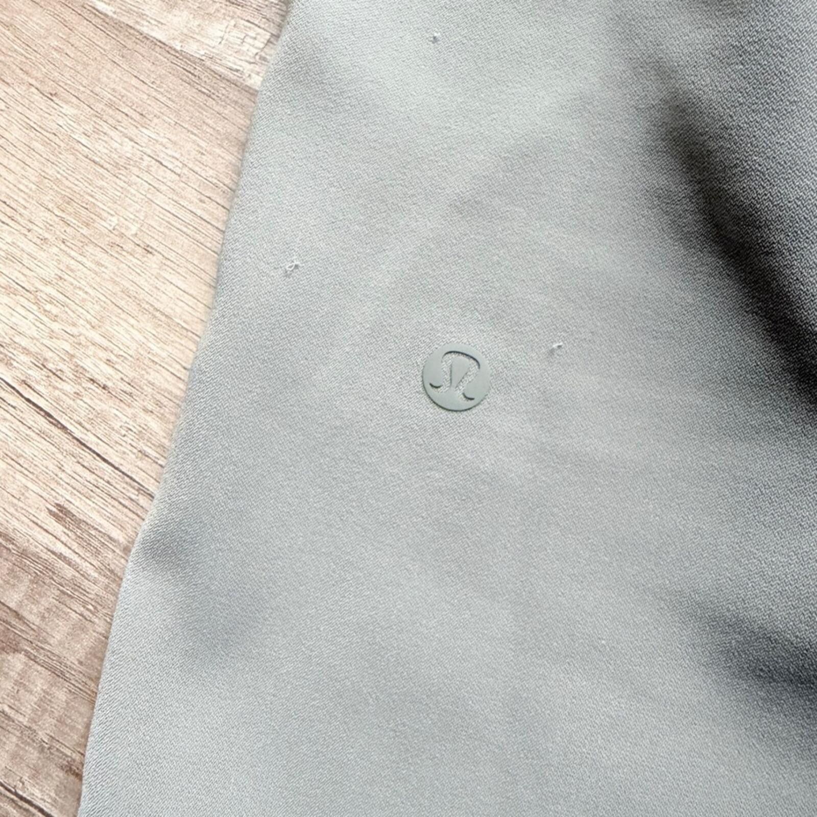 Lululemon Lululemon On the Fly Wide-Leg 7/8 Size 27" / US 4 / IT 40 - 4 Thumbnail