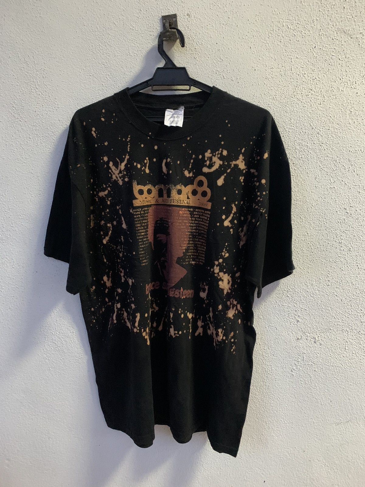 Band Tees 2009 Bonnaroo Bruce Springsteen Music & Arts Festival Size US XL / EU 56 / 4 - 1 Thumbnail