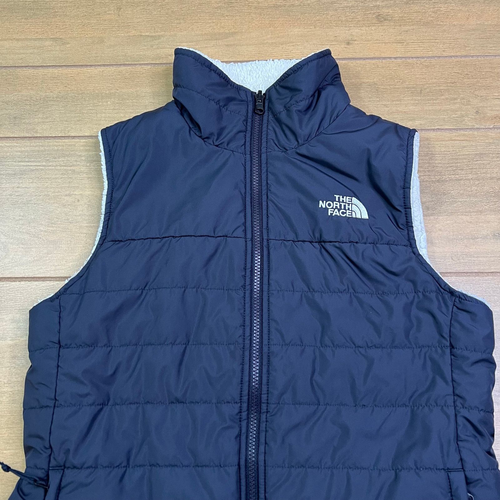 The North Face The North Face Reversible Sherpa Puffer Vest Womens M/L Size M / US 6-8 / IT 42-44 - 8 Thumbnail