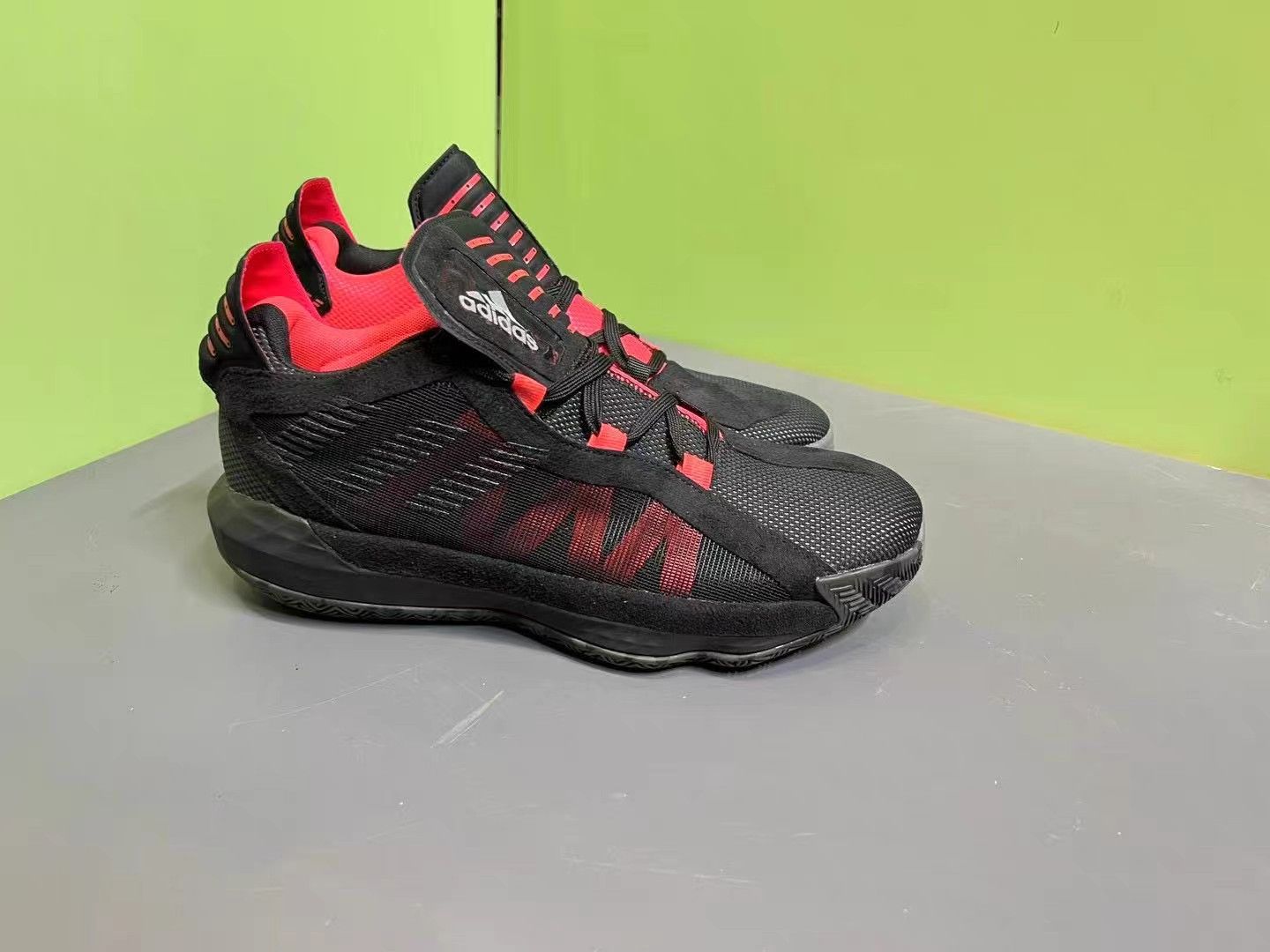 Adidas Adidas Dame 6 Black Red Basketball Shoes K15 Size US 10 / EU 43 - 3 Thumbnail