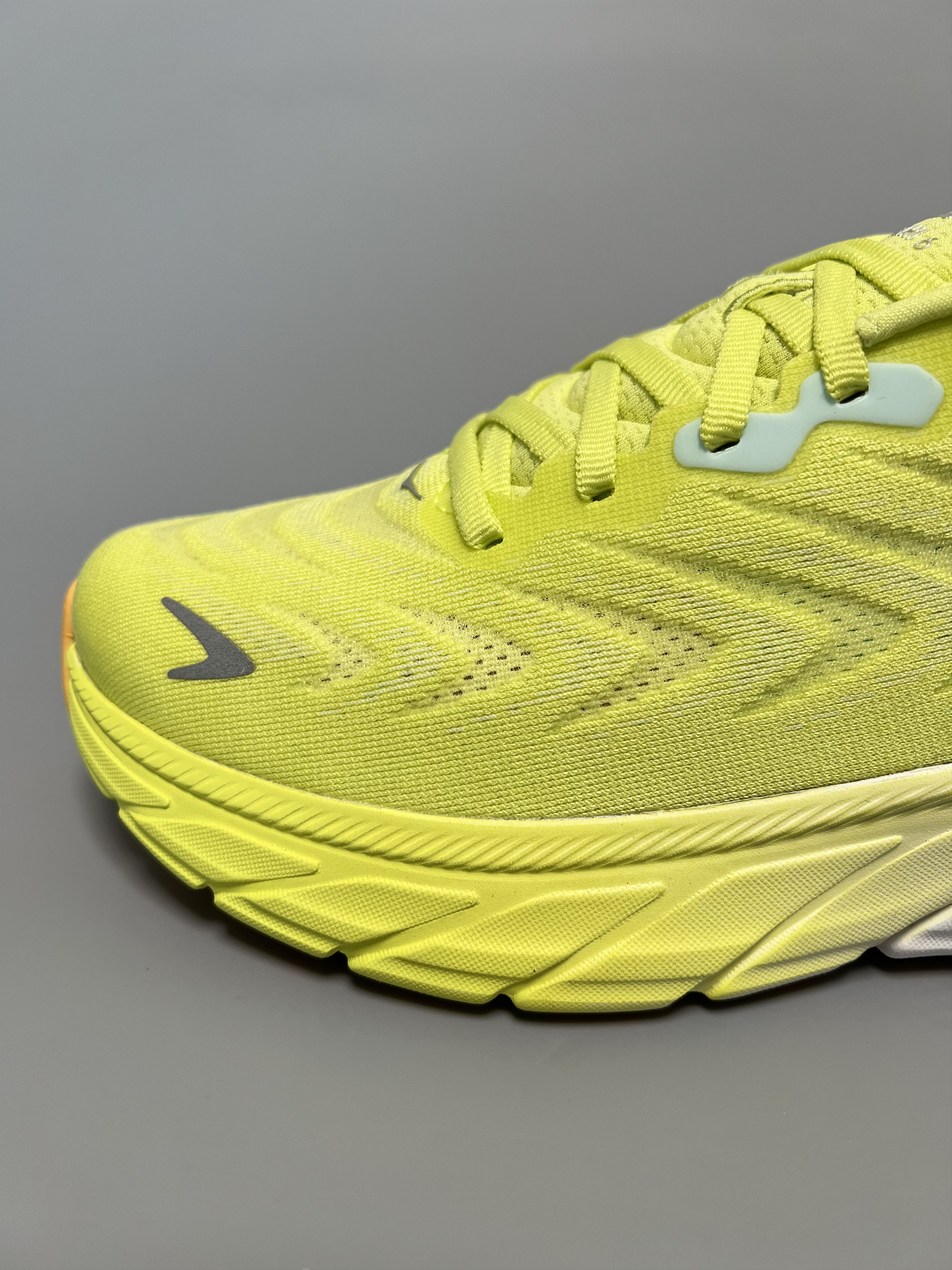 Hoka 7B Hoka One One Arahi 6 Running Shoes 1123195-CGWHT Size US 7 / IT 37 - 8 Thumbnail