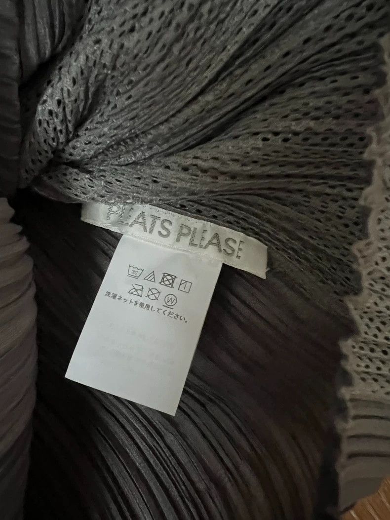 Issey Miyake Issey Miyake size:3 Grey pleated top Size M / US 6-8 / IT 42-44 - 4 Thumbnail