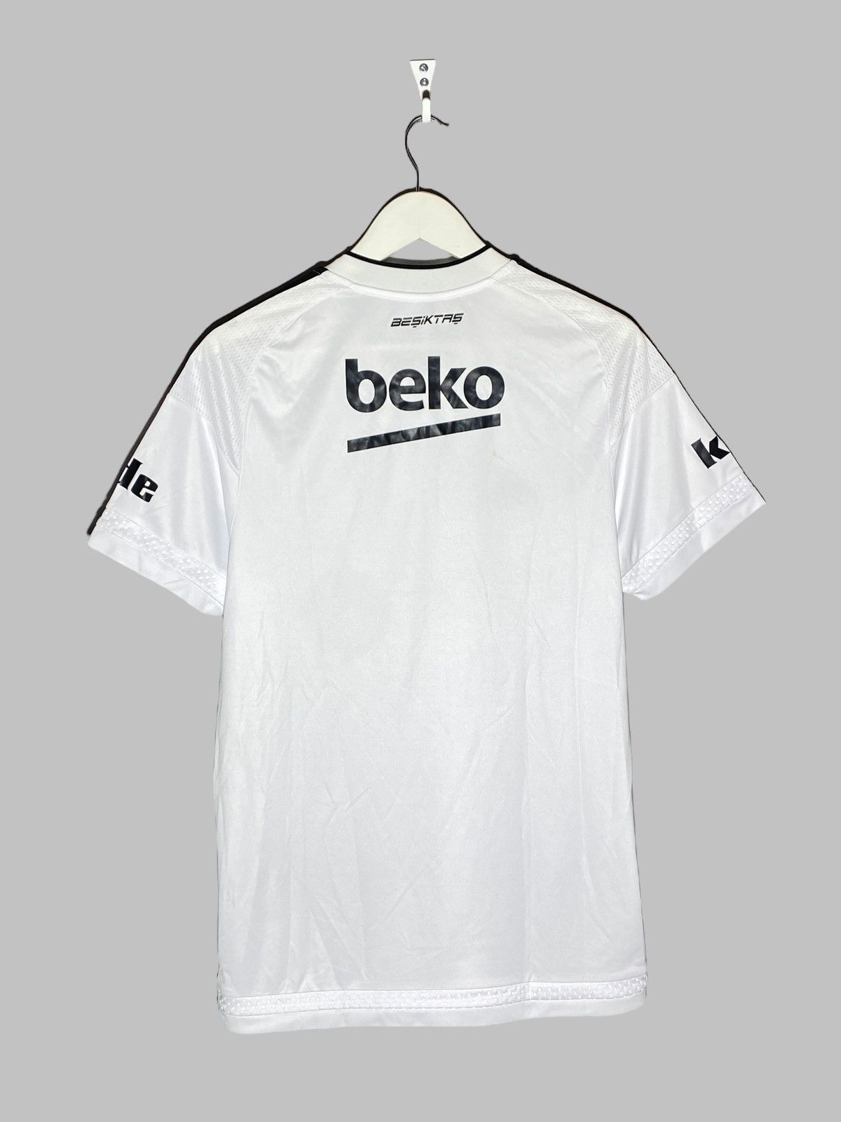 Adidas Adidas Besiktas FC 2015/16 Home Football Shirt Vodafone Size US M / EU 48-50 / 2 - 2 Thumbnail