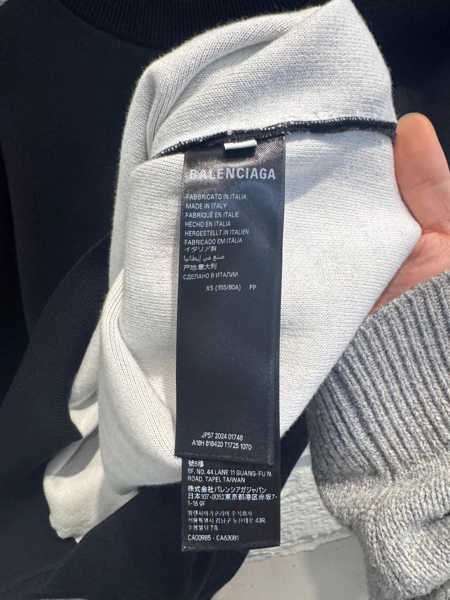 Balenciaga Balenciaga 25 BB Jacquard Wool Sweater Black XS Size XS / US 0-2 / IT 36-38 - 4 Thumbnail