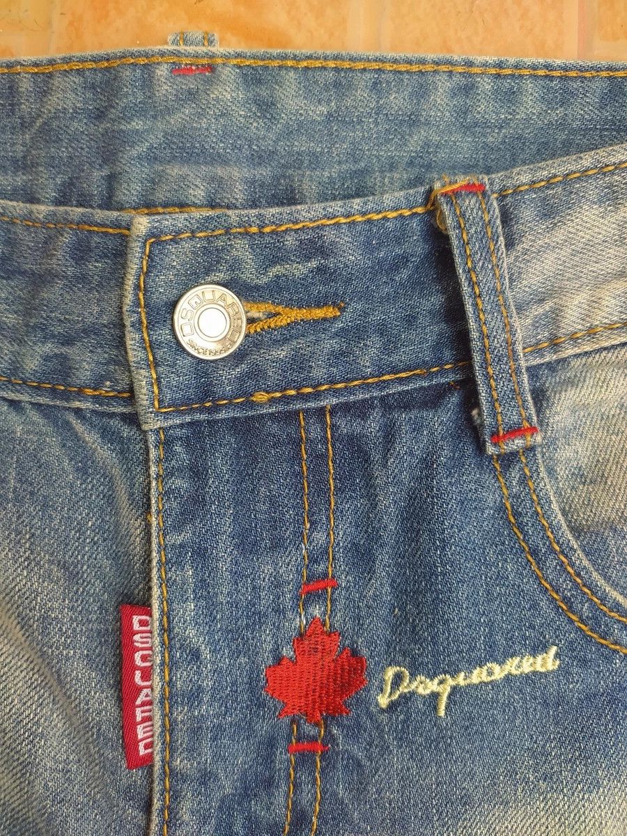 Dsquared2 DSQUARED2 DİSTRESSED BLUE EMBROİDERED JEANS SİZE Size US 30 / EU 46 - 3 Thumbnail