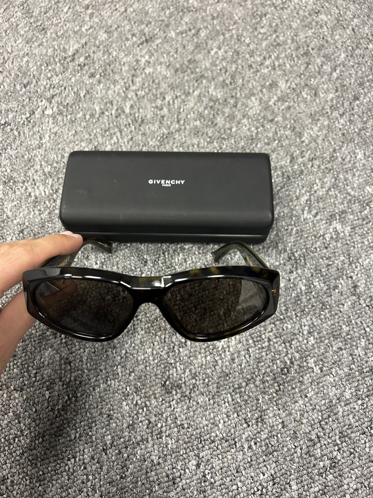 Givenchy Givenchy Unisex sunglasses Size ONE SIZE - 7 Thumbnail