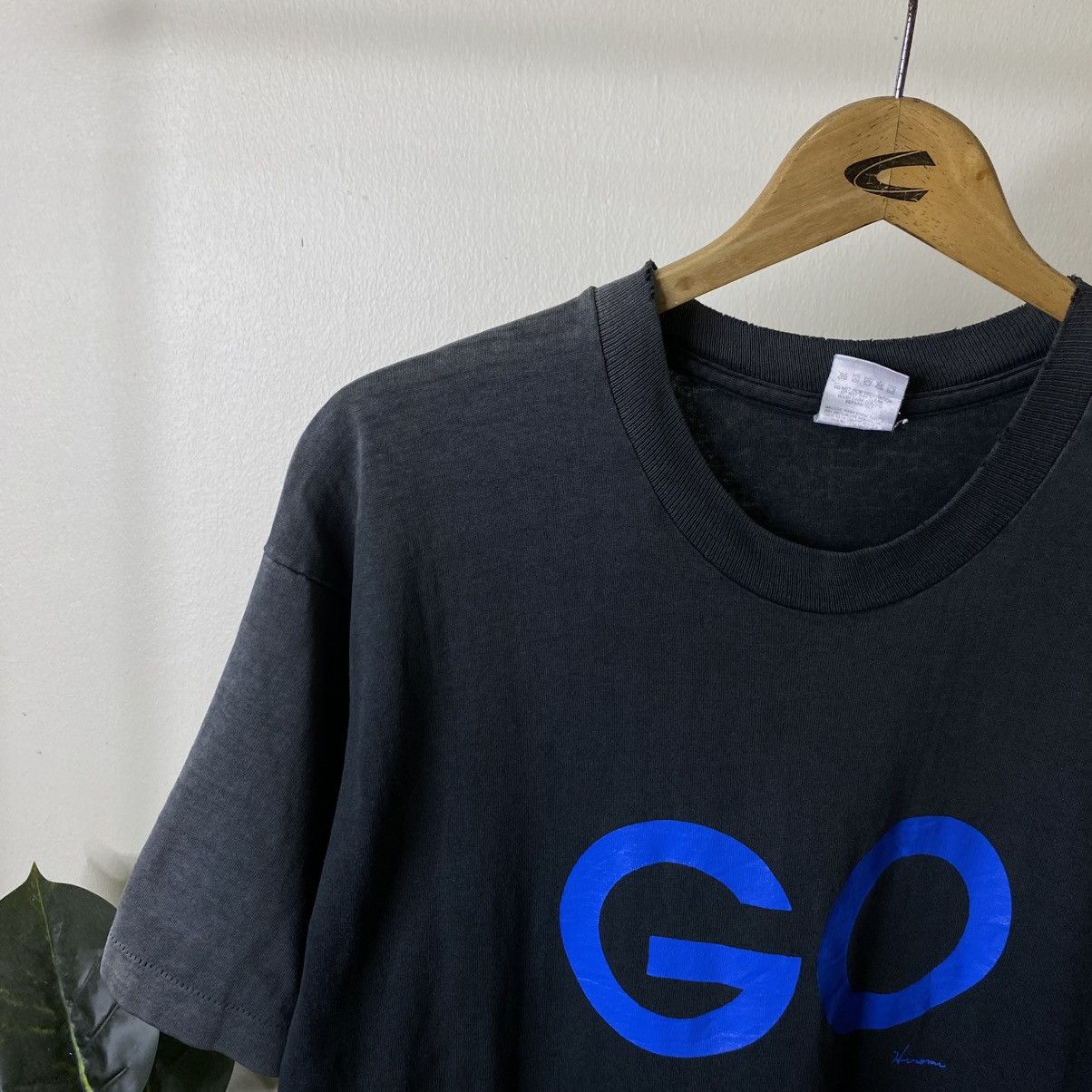 Vintage Vintage 90s Go And Back Sunfaded Black T Shirt Size US L / EU 52-54 / 3 - 3 Thumbnail