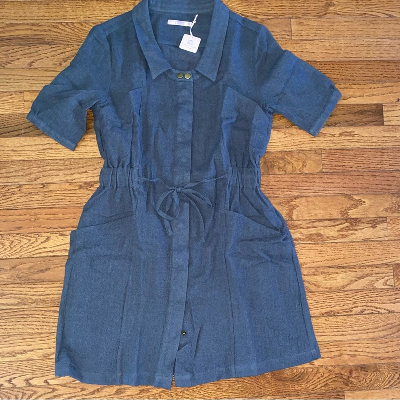 Calypso St Barth New Calypso St Barth $350 Gray Linen Snap Front Dress MED Size M / US 6-8 / IT 42-44 - 2 Thumbnail