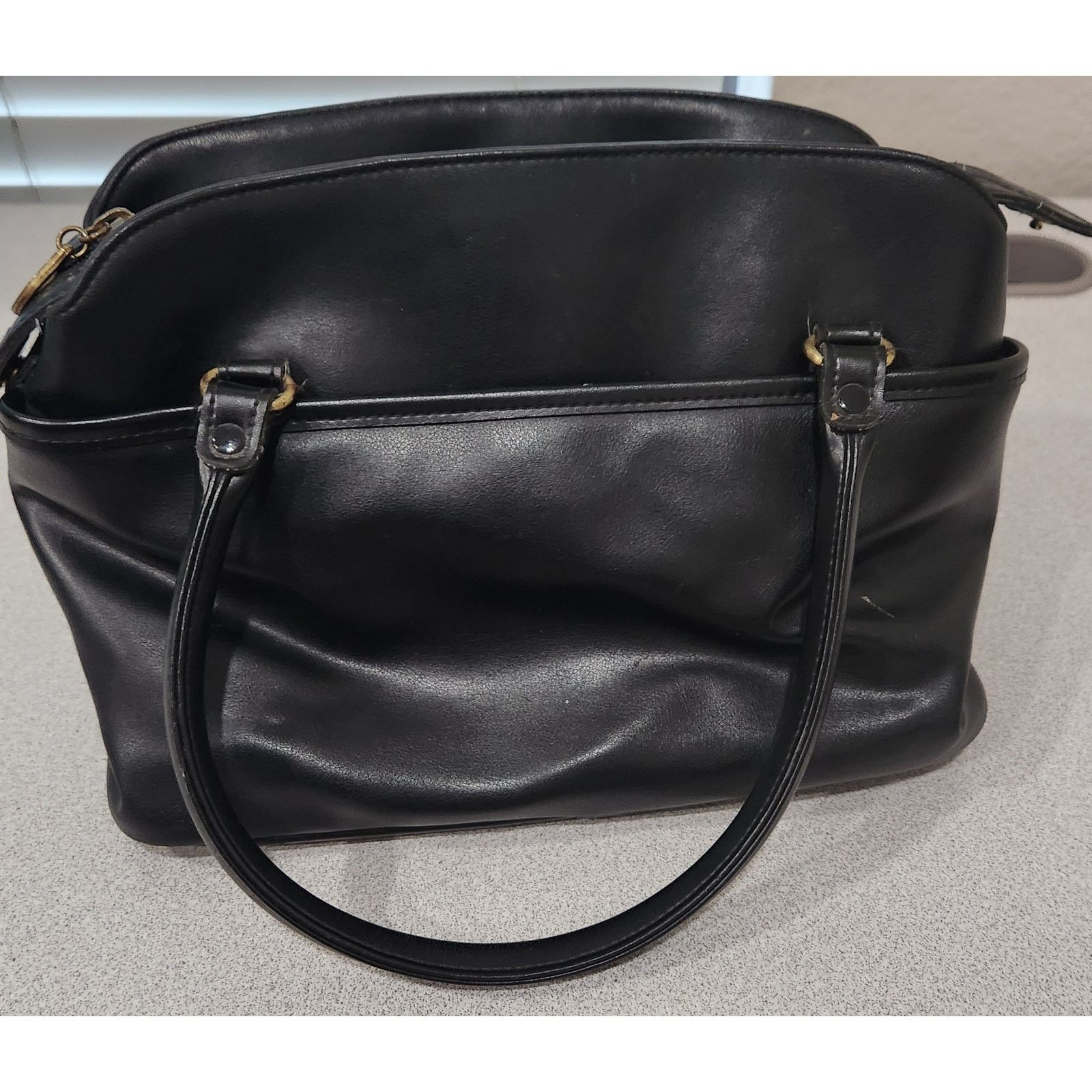 Other VTG The Villager Black Leather Handbag Medium Size Size ONE SIZE - 4 Thumbnail