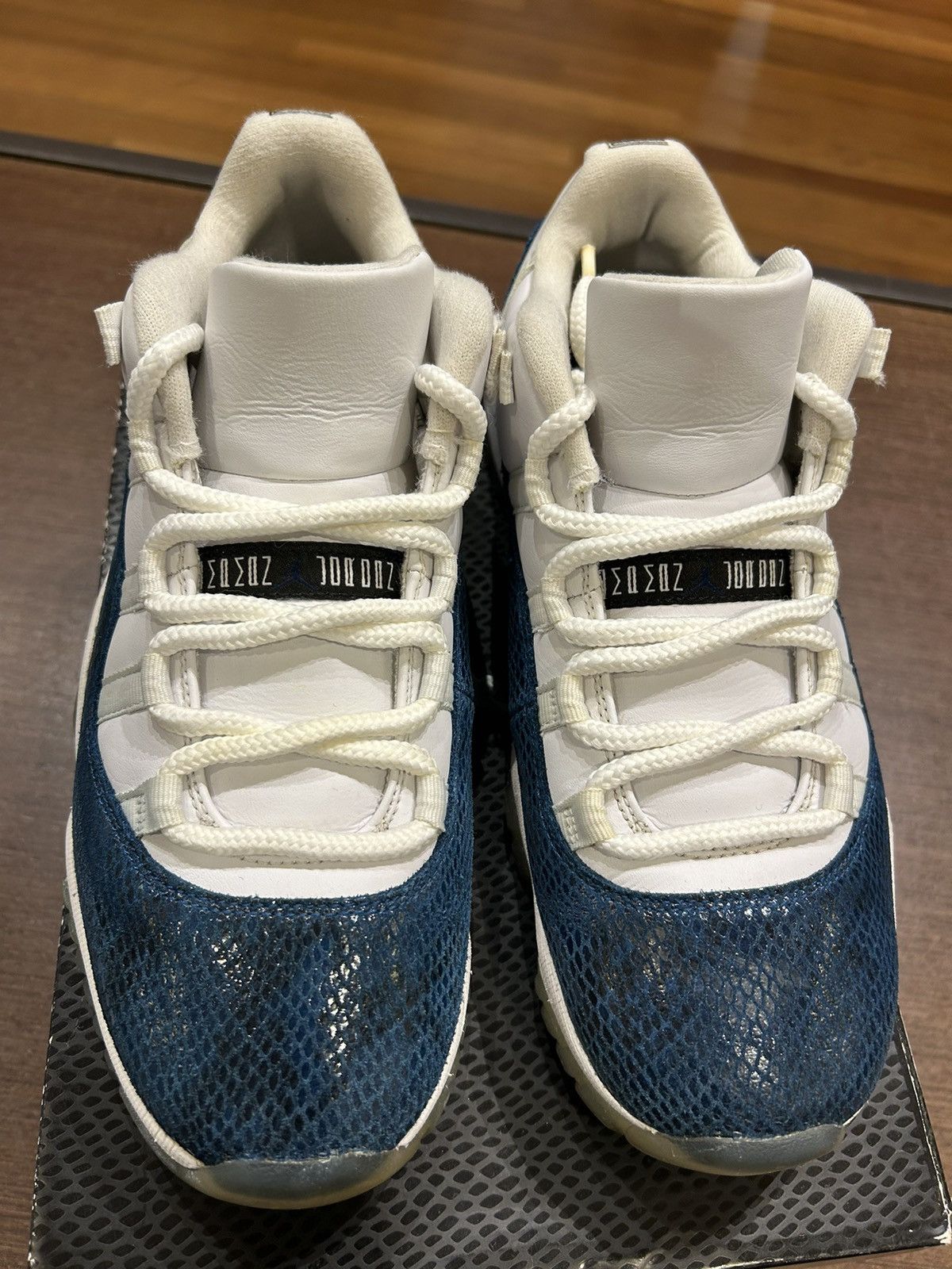 Jordan Brand Jordan 11 Low ‘Navy Snakeskin’ Size US 8 / EU 41 - 4 Thumbnail