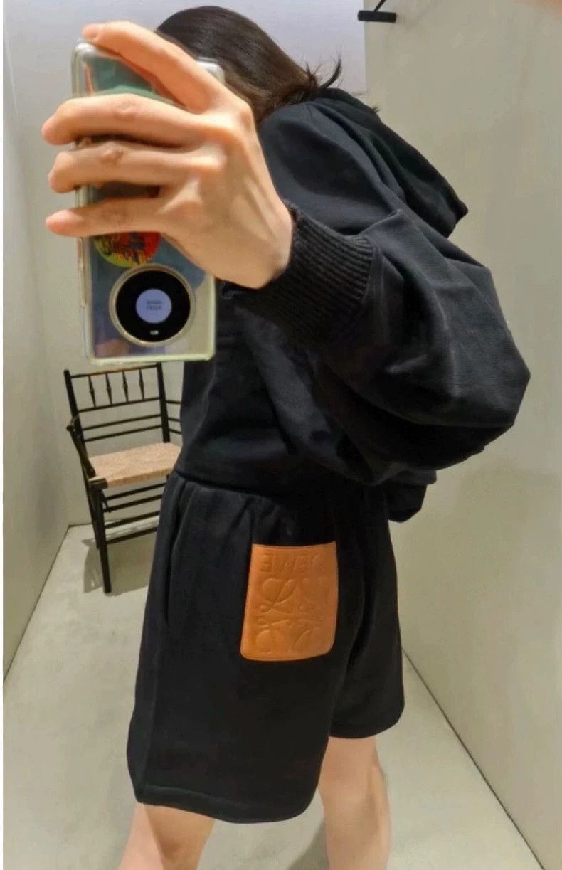 Loewe LOEWE sizeXS Pocketed black shorts Size 26" / US 2 / IT 38 - 6 Thumbnail