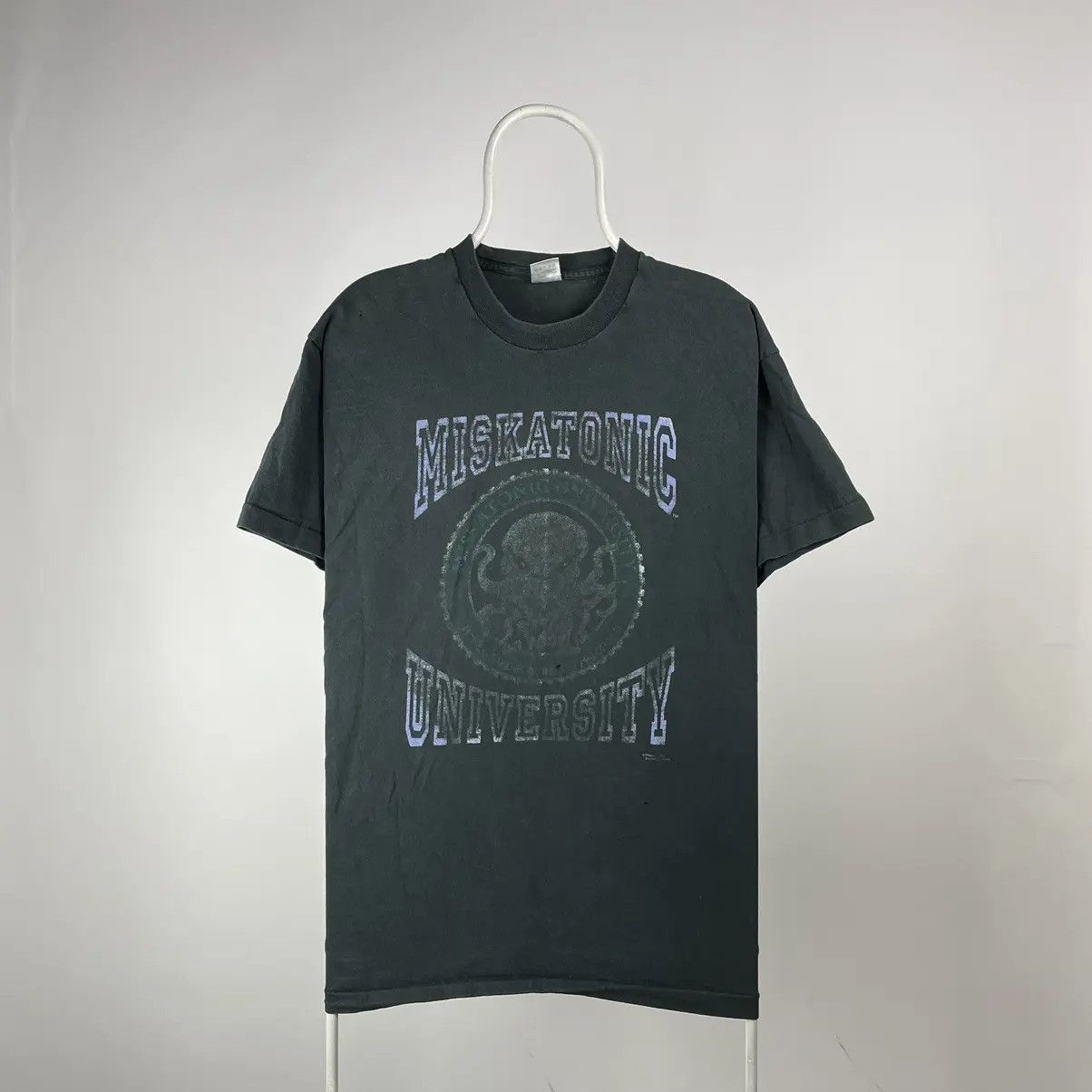 Band Tees Mistake university T-shirt vintage band tee size XLarge Size US XL / EU 56 / 4 - 1 Thumbnail