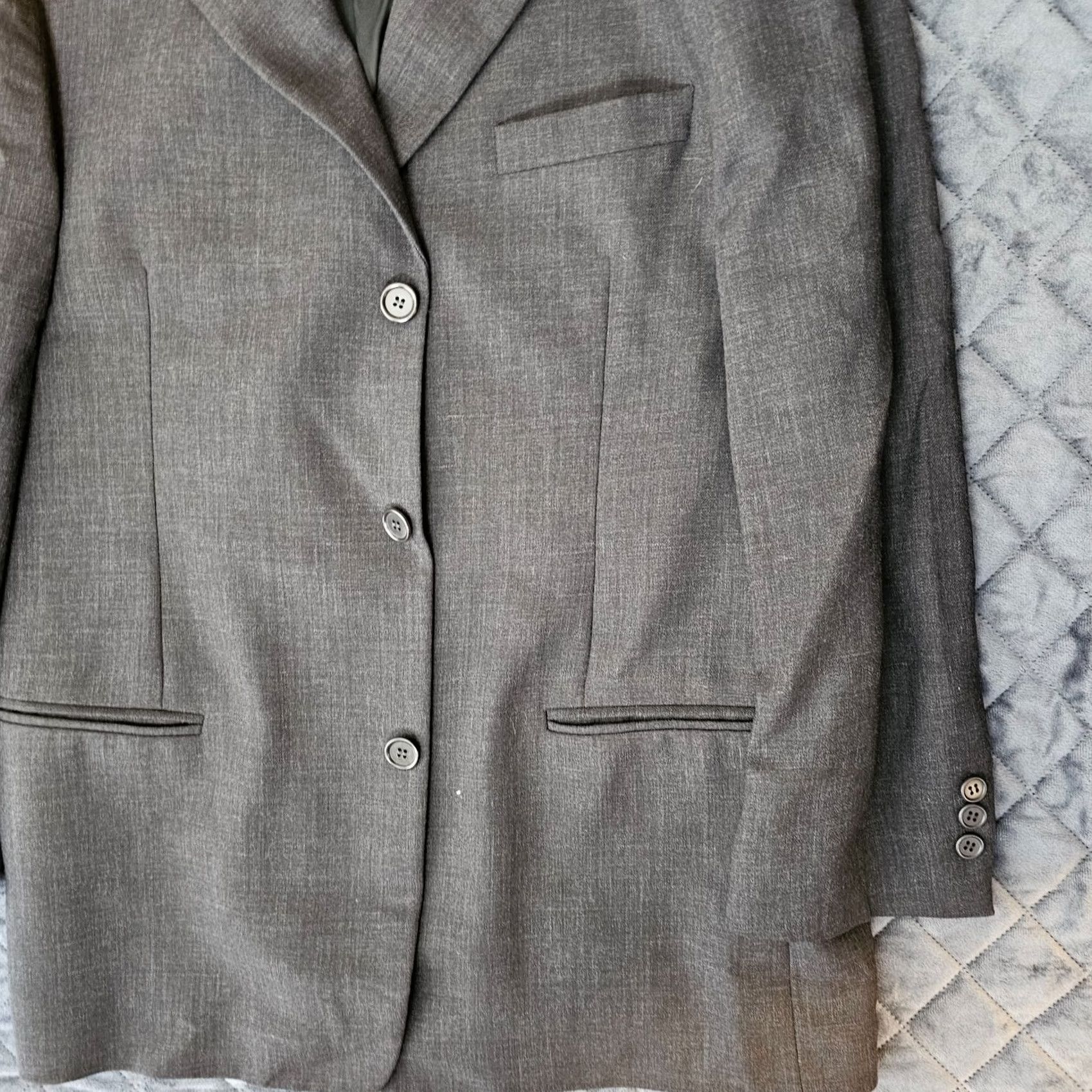 DKNY DKNY Blazer Jacket Three-Button Ventless Wool Gray 42R Men’s Regular Slip-Front Italian Notch Lapel Athletic Chest 42 Size 42R - 3 Thumbnail