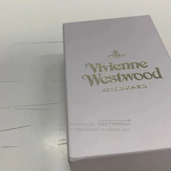 Vivienne Westwood Vivienne Westwood Brass Saturn Chain Lighter 0079. Size ONE SIZE - 6 Thumbnail