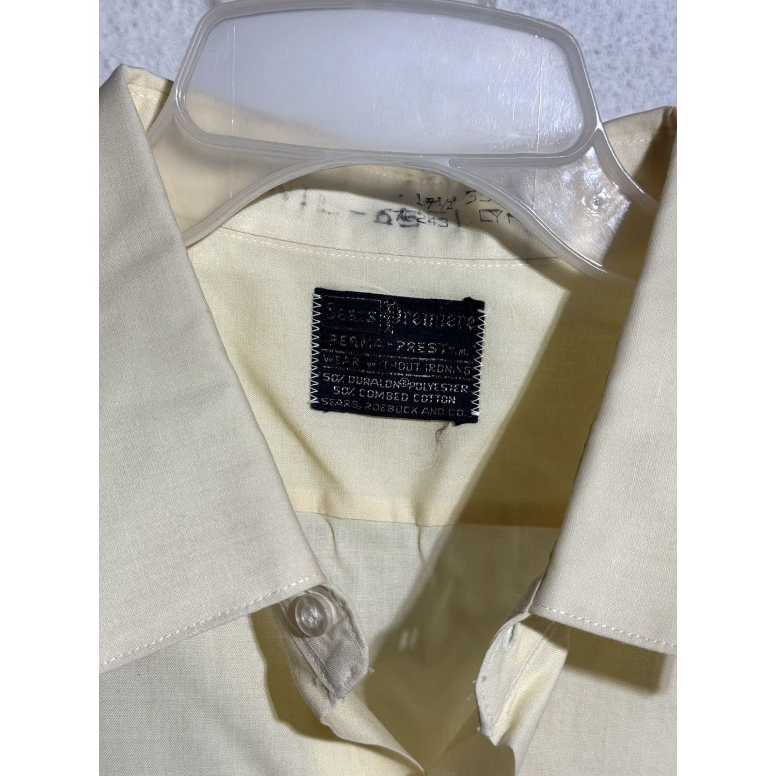 Sears VINTAGE Sears Premiere Perma-Prest Yellow Long Sleeve Button Up Shirt XL - 1960s, Cotton Blend, Secretary/Geek, Yellow, Button-Front, Mens Size US XL / EU 56 / 4 - 2 Thumbnail