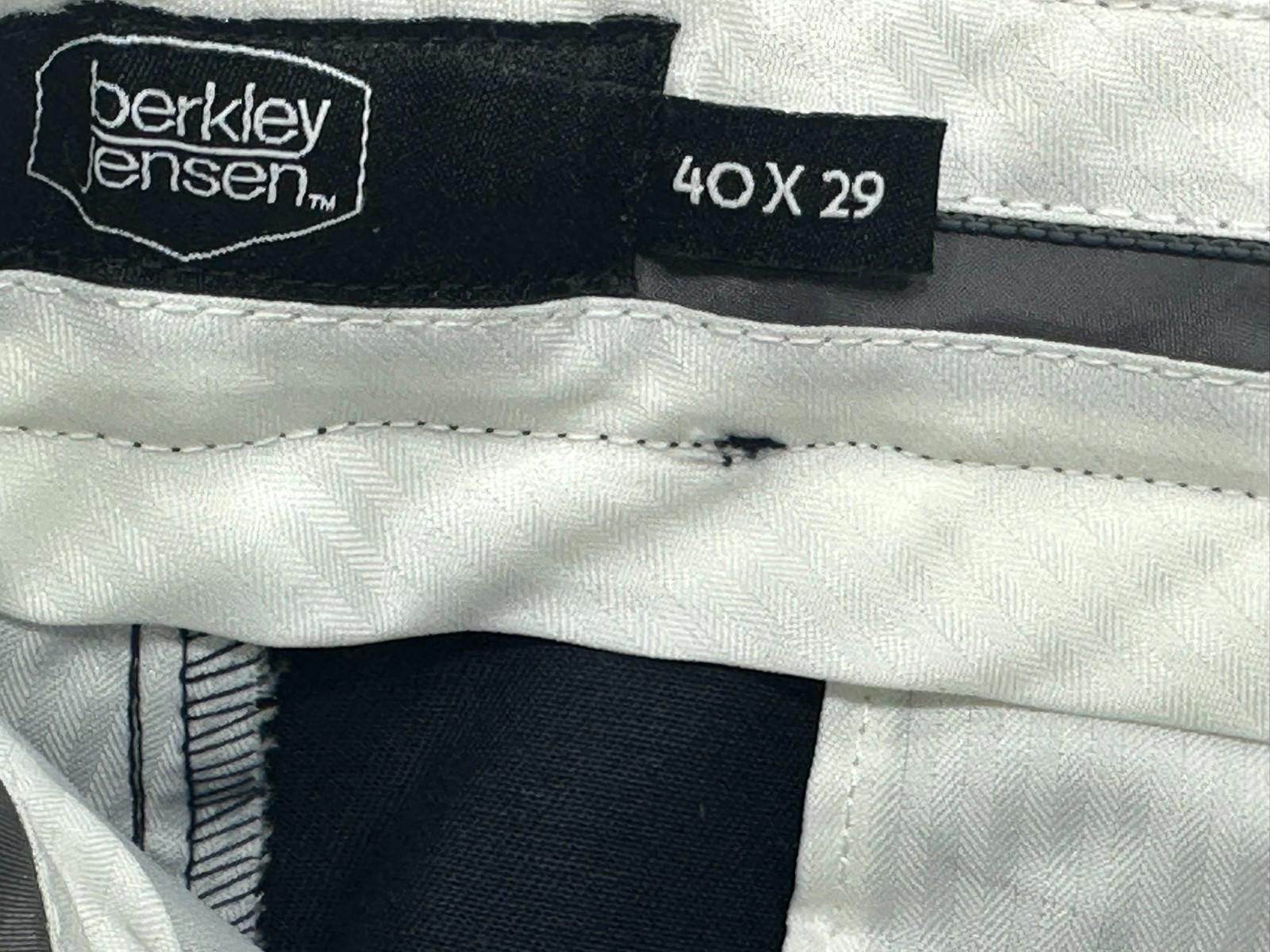Other Berkley Jensen Classic No Iron Stretch Flex Black Mens 40/29 Size US 40 / EU 56 - 4 Thumbnail