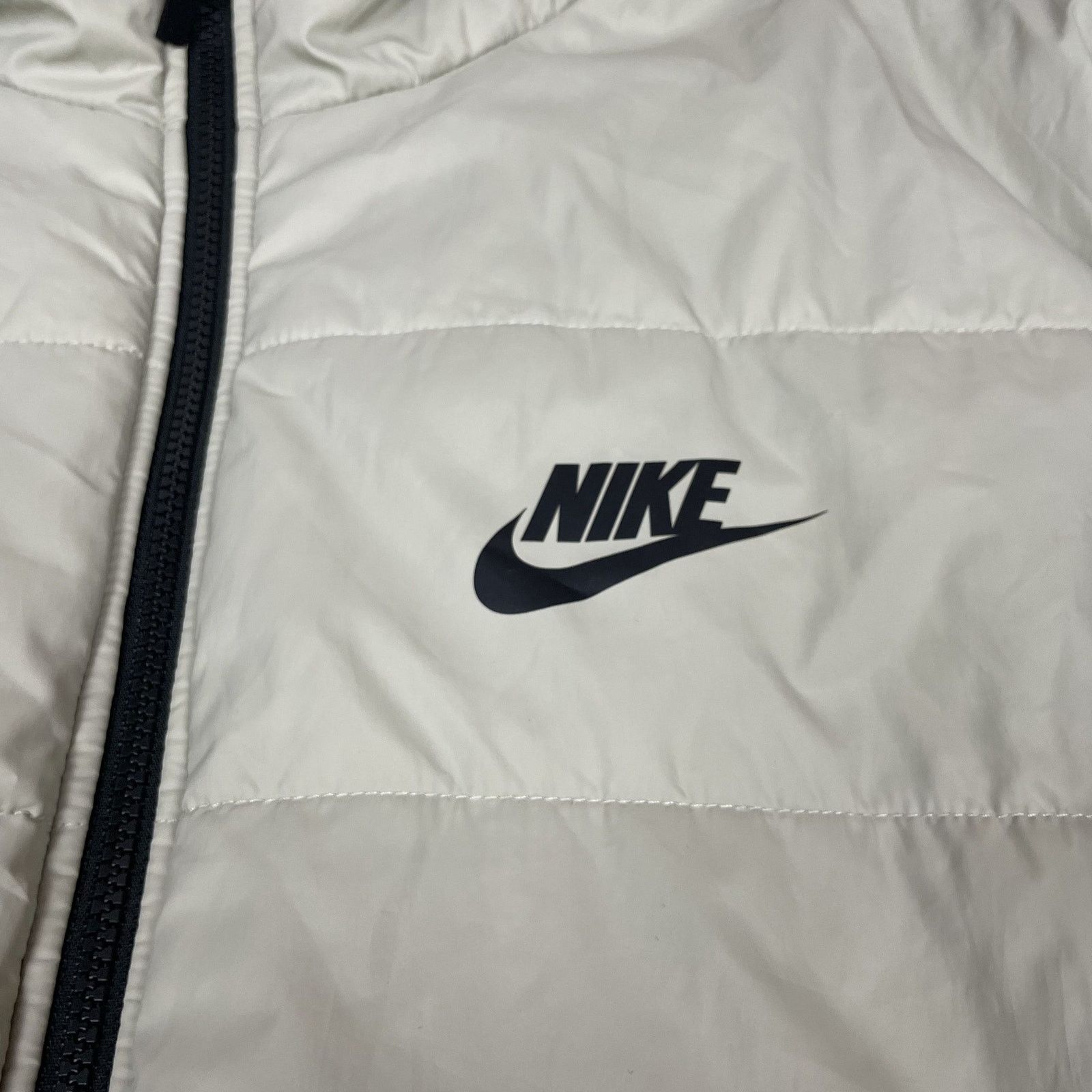 Nike Nike Women Beige Long Sleeve Full Zip Hooded Puffer Jacket M Size M / US 6-8 / IT 42-44 - 3 Thumbnail