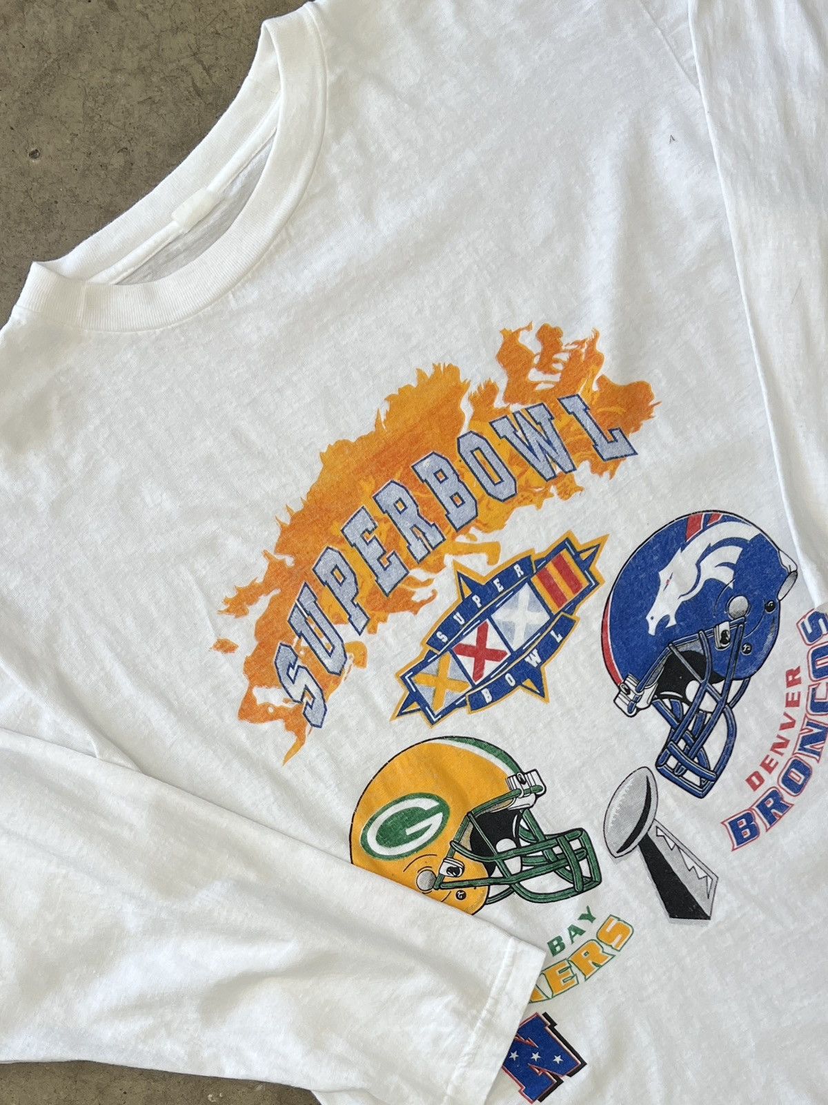 NFL Vintage Super Bowl XXXII Green Packers Denver Broncos Tee XL Size US XL / EU 56 / 4 - 1 Thumbnail