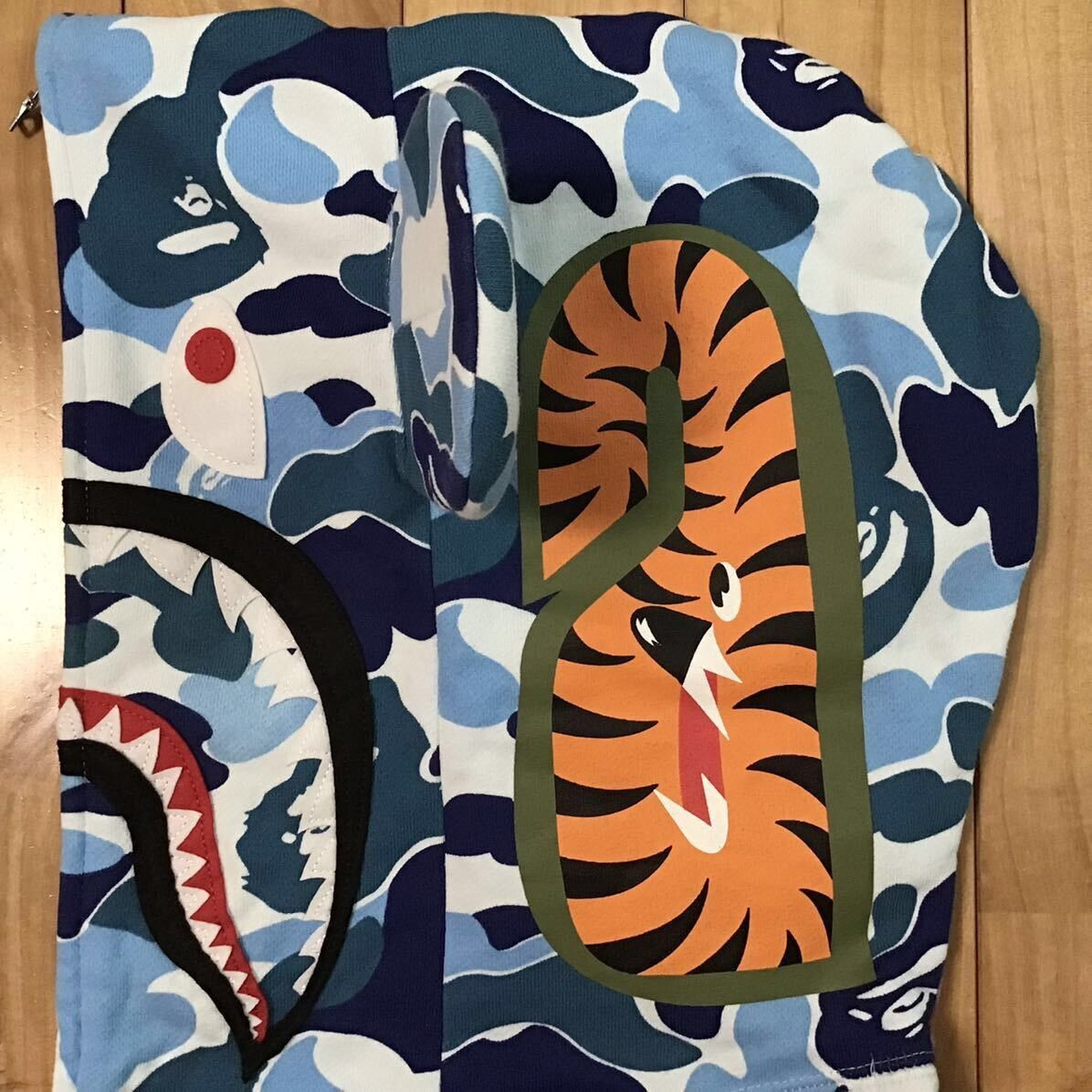 Bape BAPE × Mika Ninagawa BE@R Shark full zip hoodie ABC camo Size US L / EU 52-54 / 3 - 5 Thumbnail