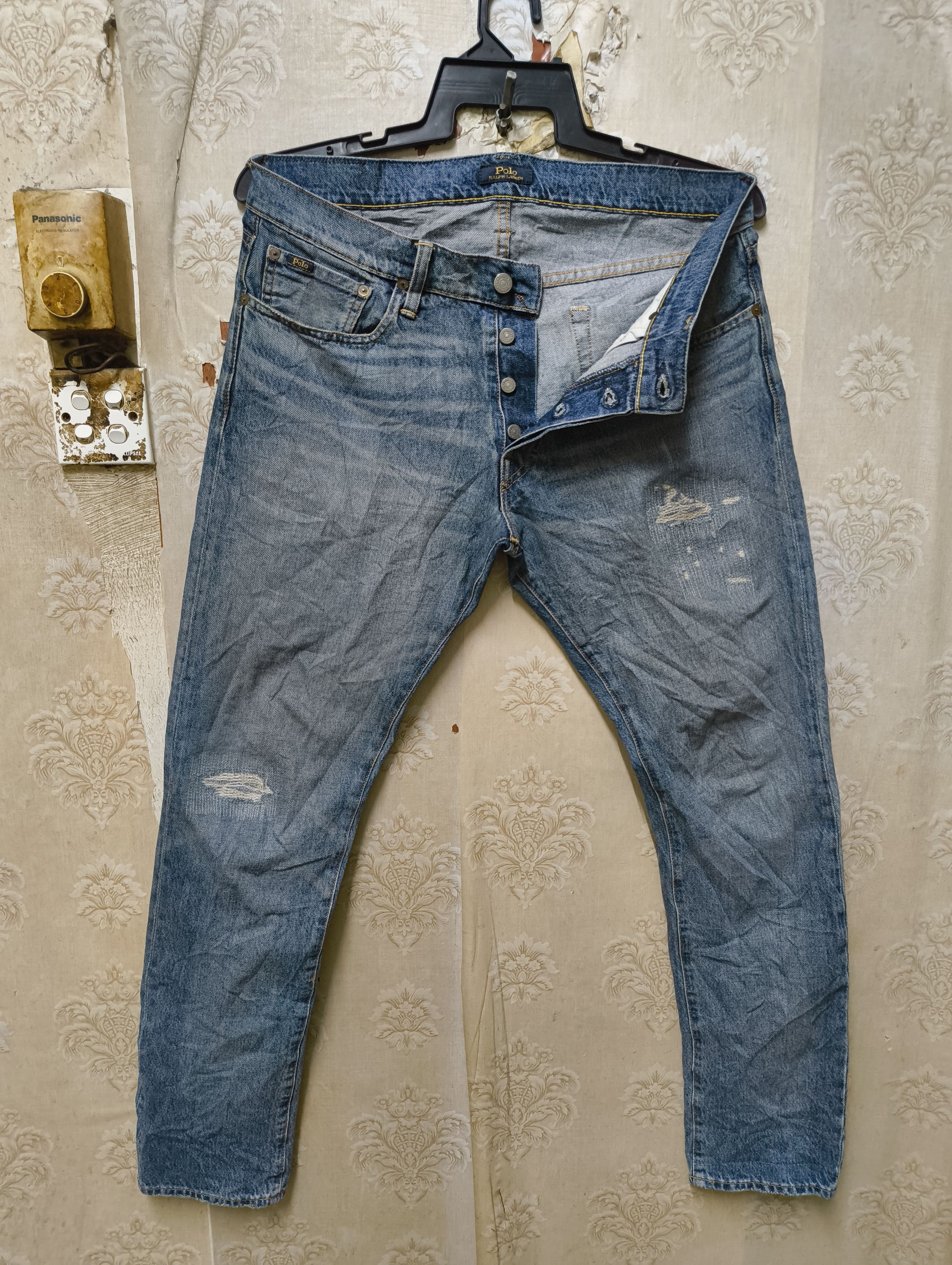 Polo Ralph Lauren Polo Ralph Lauren The Sullivan distressed jeans Size US 34 / EU 50 - 2 Thumbnail