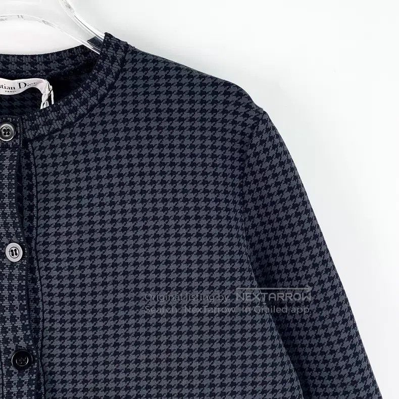 Dior Dior Colour-blocked check bee-embroidered round-neck knitt Size XS / US 0-2 / IT 36-38 - 3 Thumbnail
