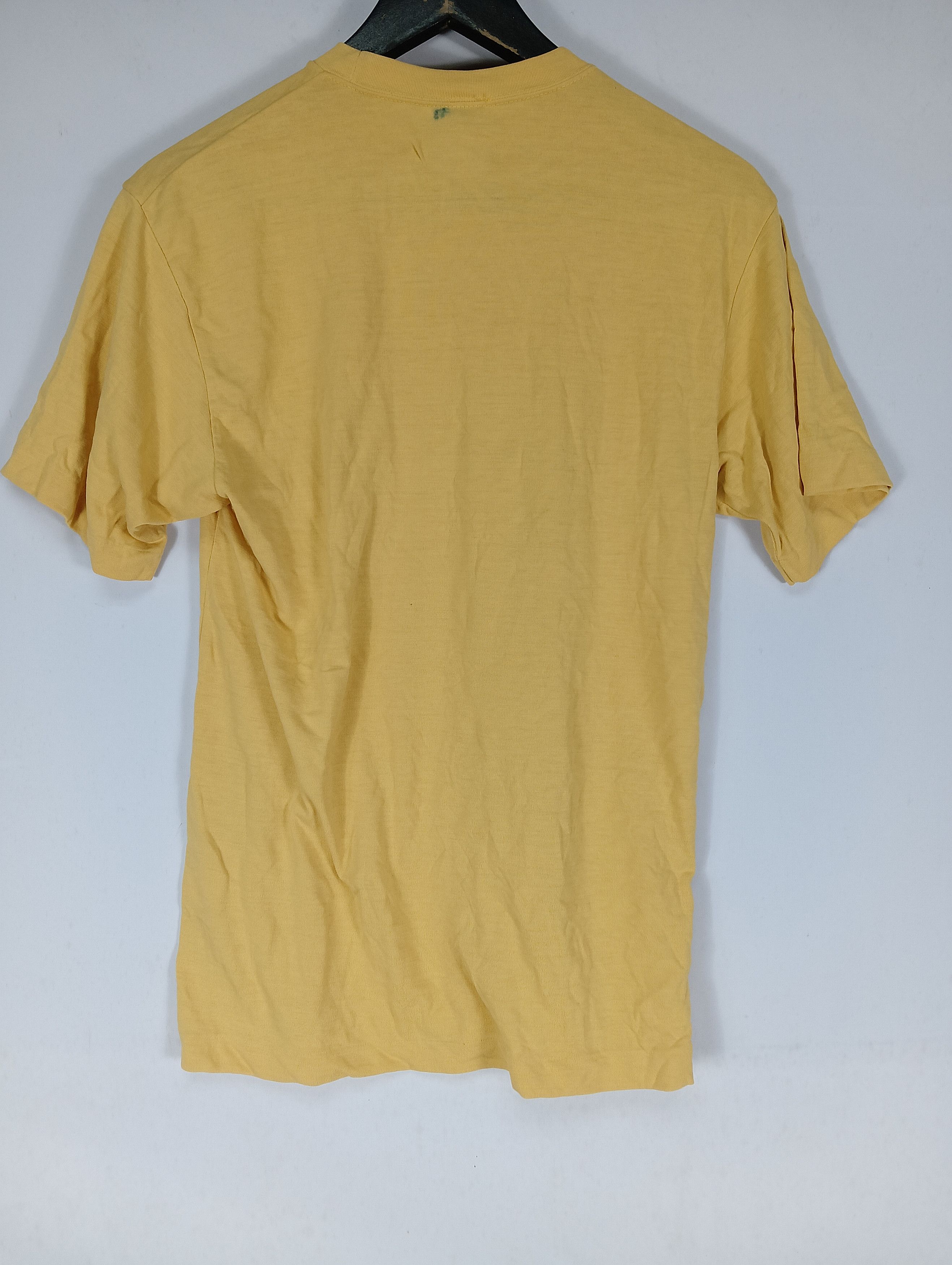 Montbell VINTAGE MONT BELL TEE JAPANESE BRAND Size US S / EU 44-46 / 1 - 7 Thumbnail