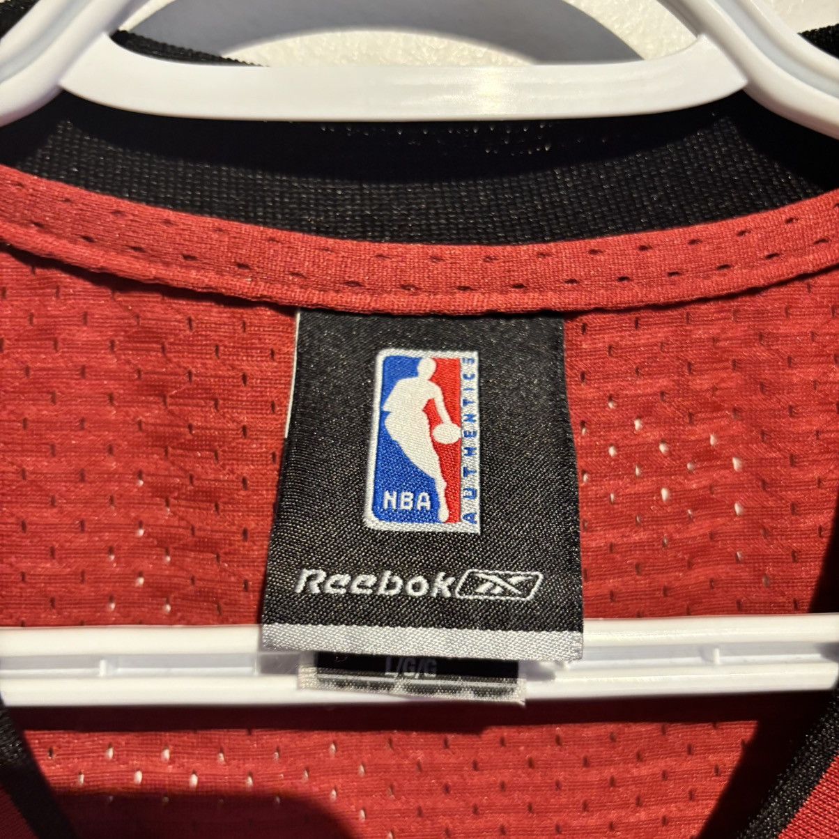 NBA Shaquille O'Neal Miami Heat Swingman Jersey Reebok NBA Red Size US L / EU 52-54 / 3 - 13 Thumbnail