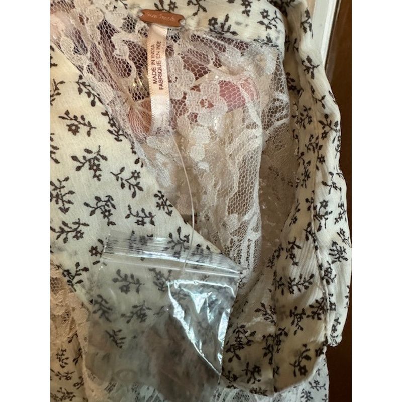 Free People Free People All That Glitters Button Down S NWT Size S / US 4 / IT 40 - 4 Thumbnail