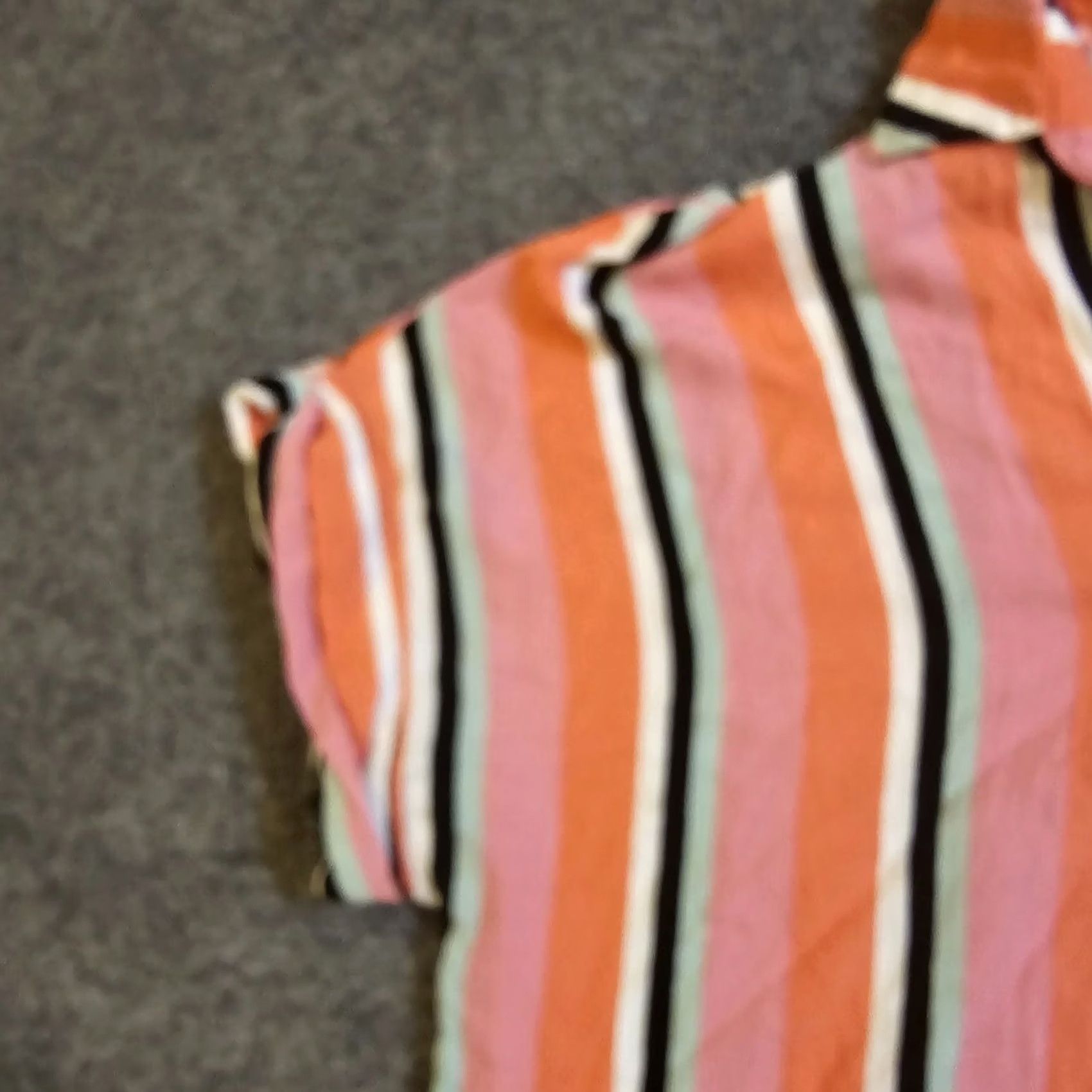 Vintage Ulla Popken Top Women 18 Orange Striped Crepe Texture Short Sleeve Blouse Shirt V-Neck Casual Knit Polyester Plus Size Ladies Womens Size XXL / US 16-18 / IT 52-54 - 4 Thumbnail