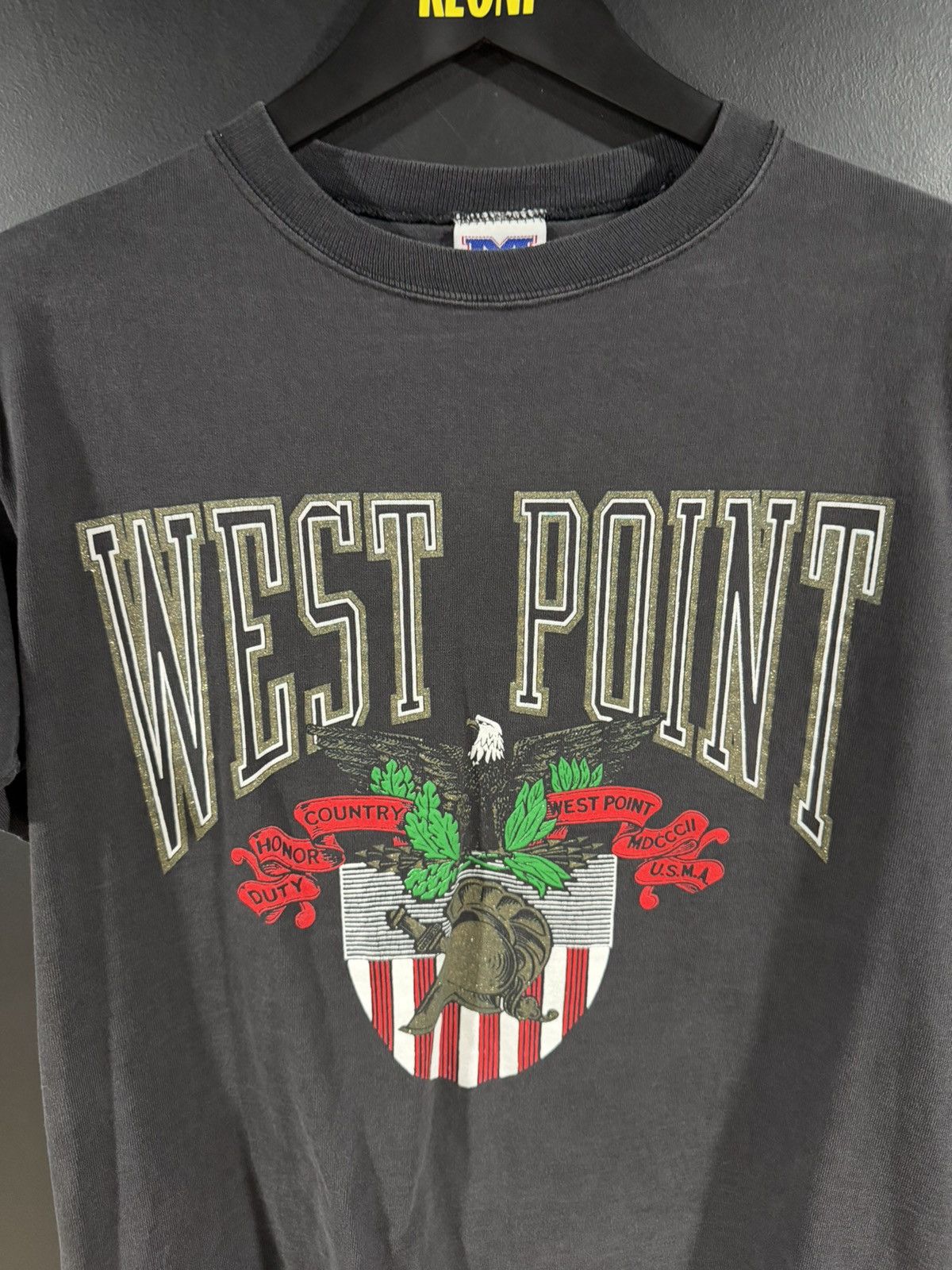 Vintage 1990s Vintage West Point Single Stitch Faded Military Tee M Size US M / EU 48-50 / 2 - 2 Thumbnail