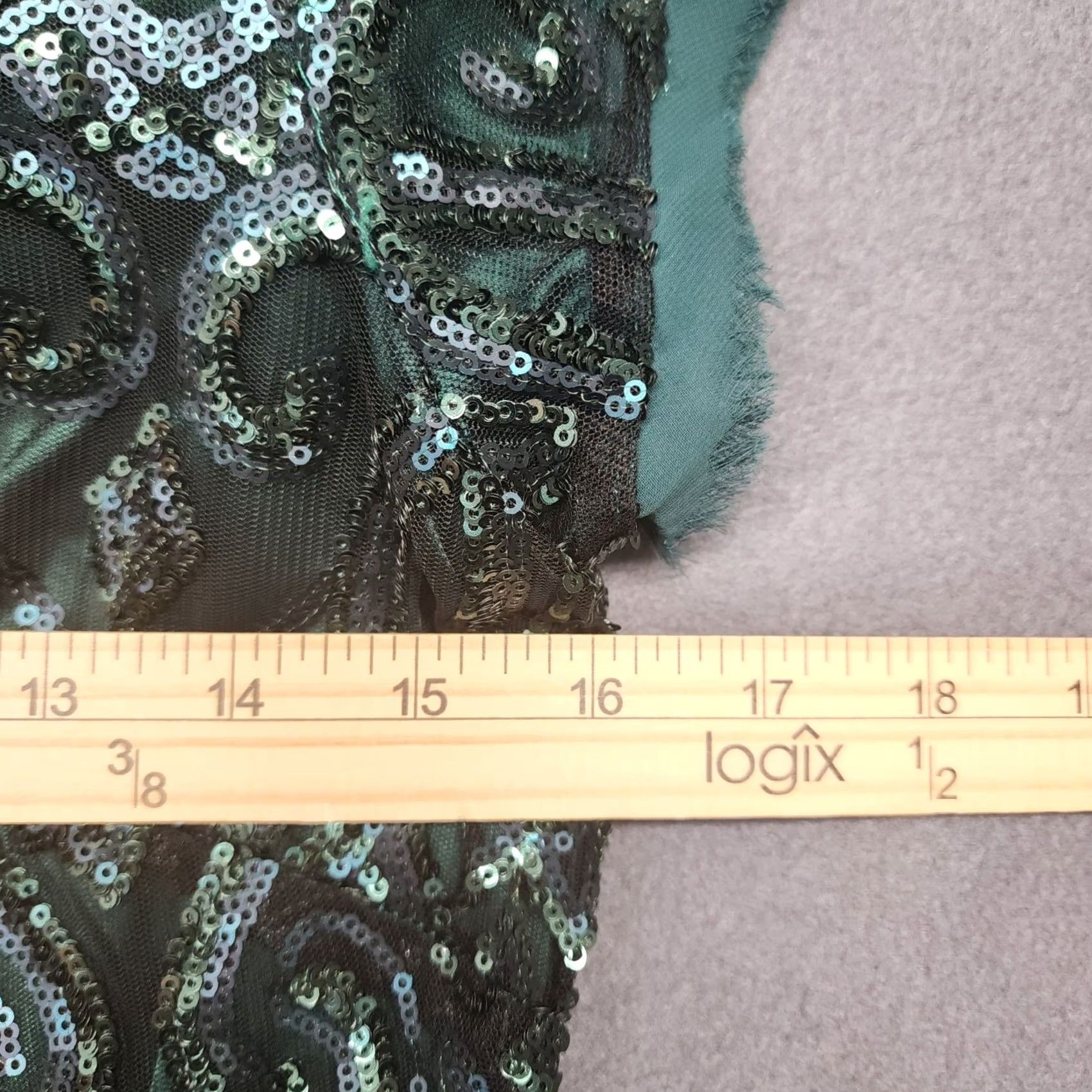 Vince Camuto Vince Camuto Womens Sequin Dress Green Size 4 Sheath Short Sleeve Knee Length Zip Holiday Evening Womens Size S / US 4 / IT 40 - 4 Thumbnail