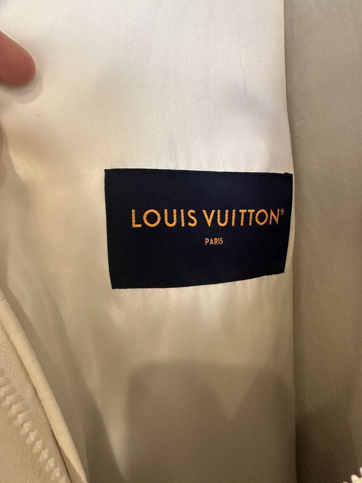 Louis Vuitton Louis Vuitton Mink Monogram Vest 2023 Size US XL / EU 56 / 4 - 4 Thumbnail