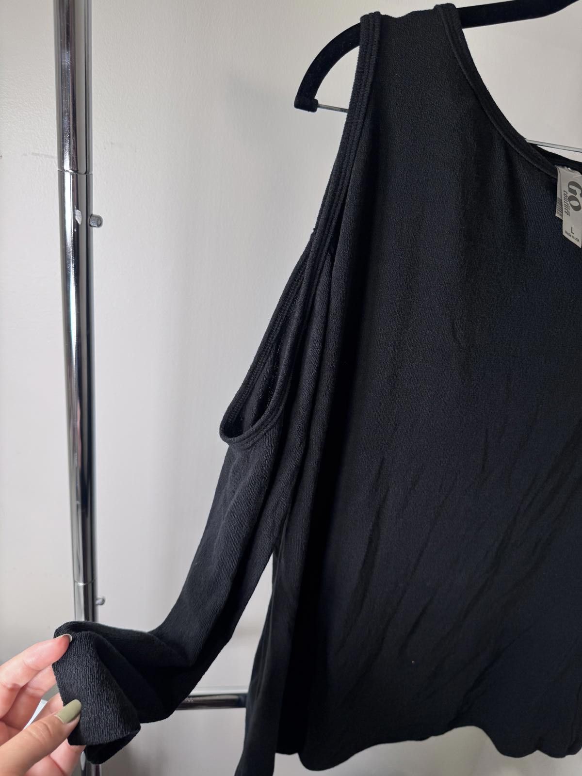 Unknown London Black Cold Shoulder Long Sleeve Top for Women Size L / US 10 / IT 46 - 3 Thumbnail