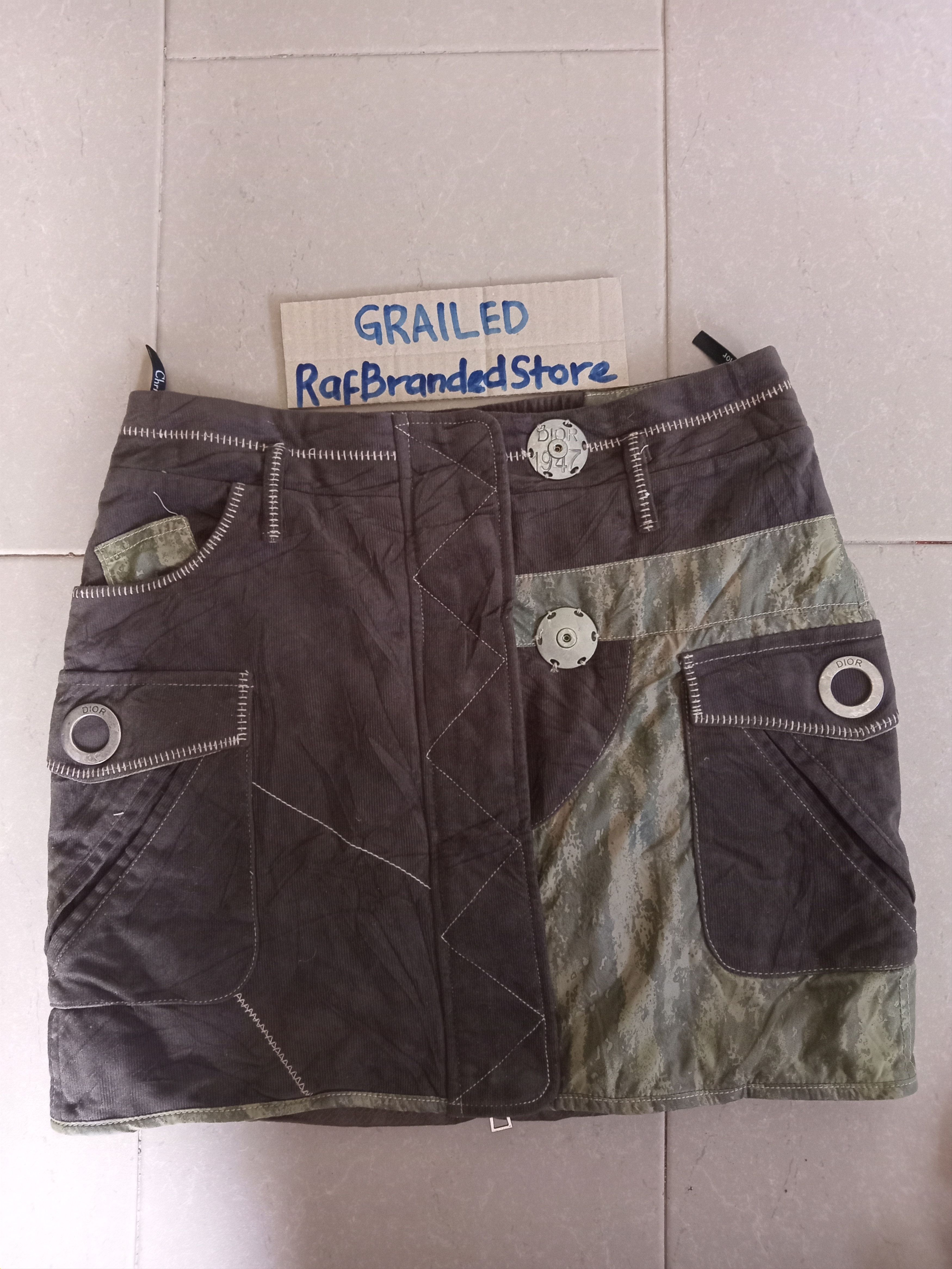 Christian Dior Monsieur RARE Vintage Christian Dior Boutique Paris Skirt Size 30" / US 8 / IT 44 - 1 Thumbnail