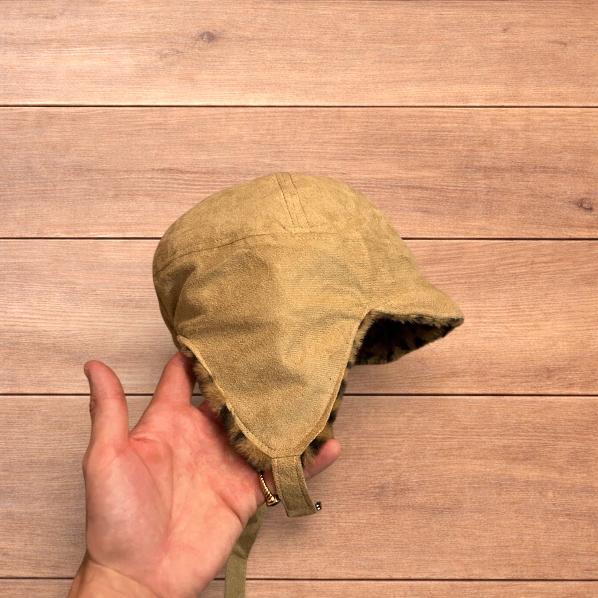 Japanese Brand Reversible trapper Russian ear flap hat in leopard print. Size ONE SIZE - 8 Thumbnail