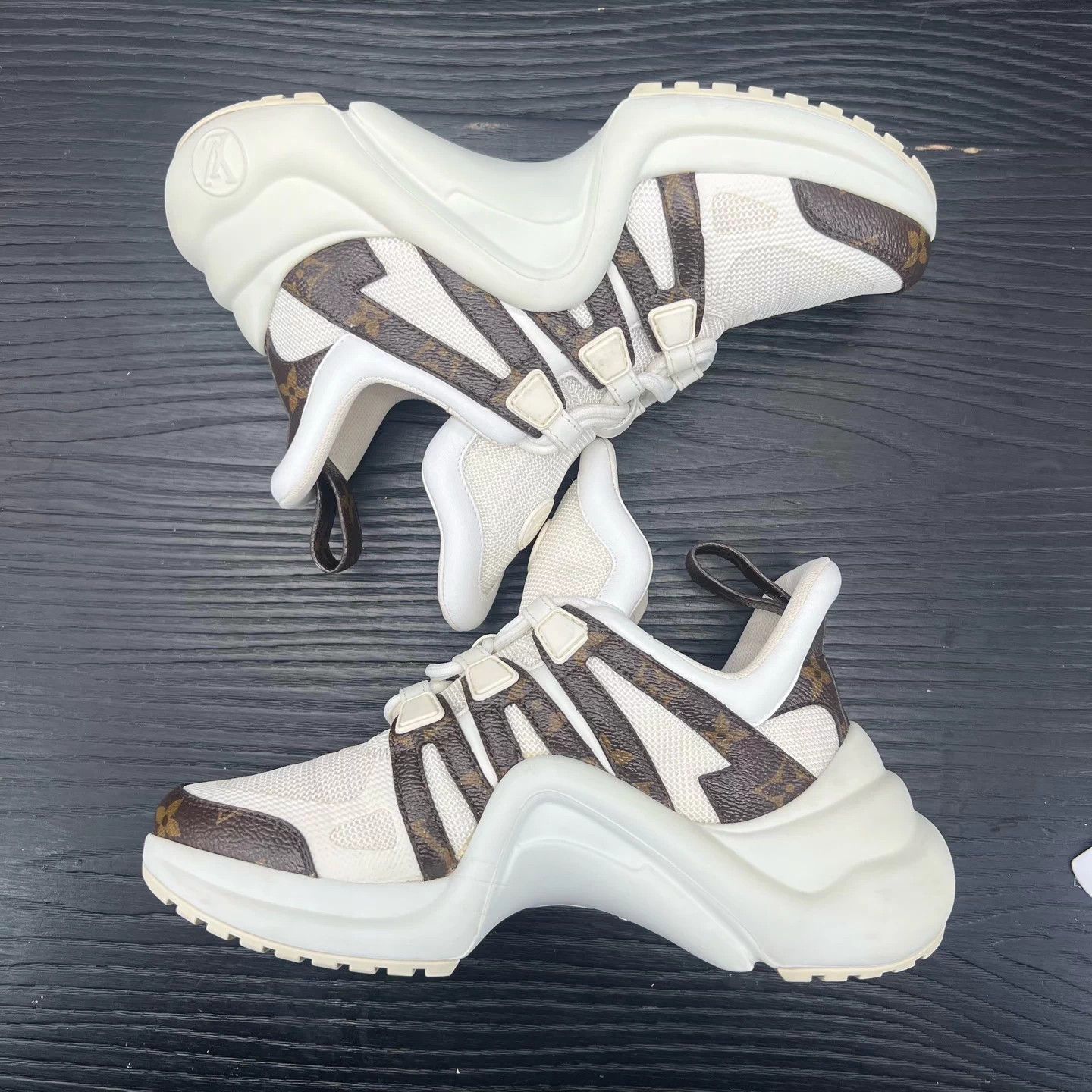 Louis Vuitton LV Archlight White Monogram Sneakers 36 New Size US 5.5 / IT 35.5 - 3 Thumbnail