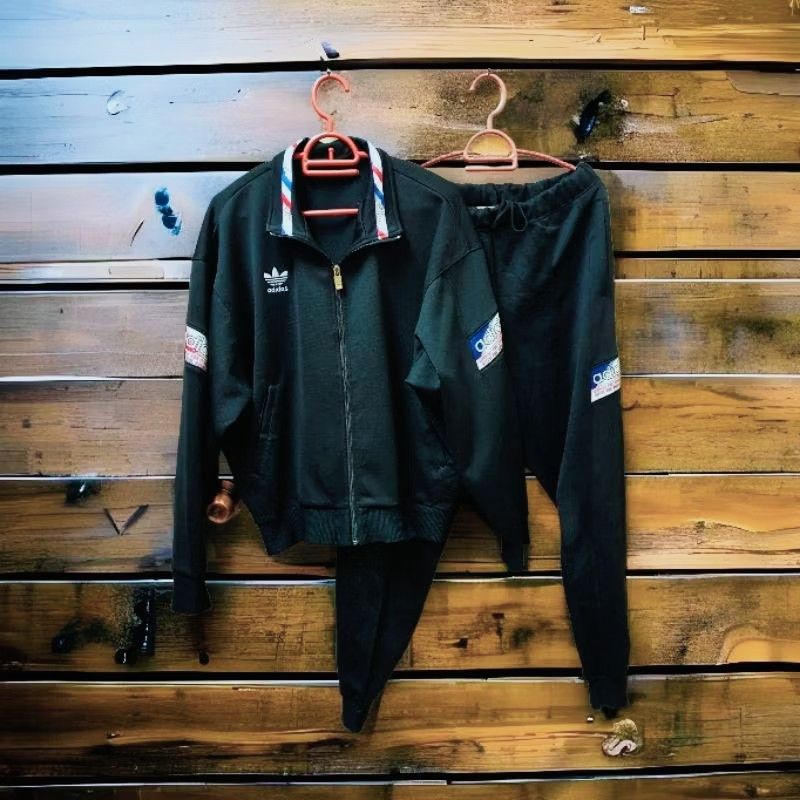 Adidas Tracktop Set ADIDAS Vintage Size US L / EU 52-54 / 3 - 1 Thumbnail