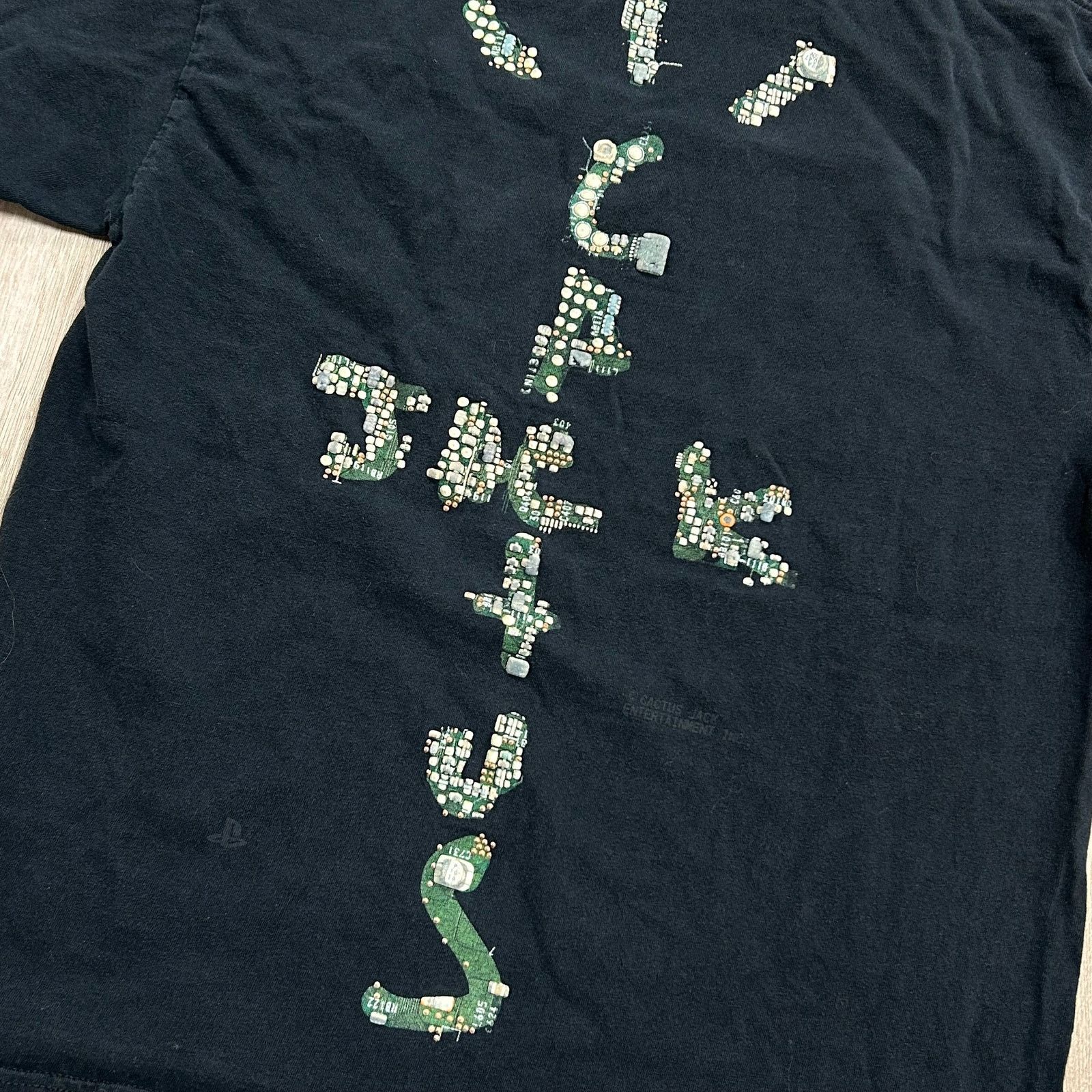 Travis Scott Cactus Jack Travis Scott Motherboard Playstation black Tee M Size US M / EU 48-50 / 2 - 2 Thumbnail