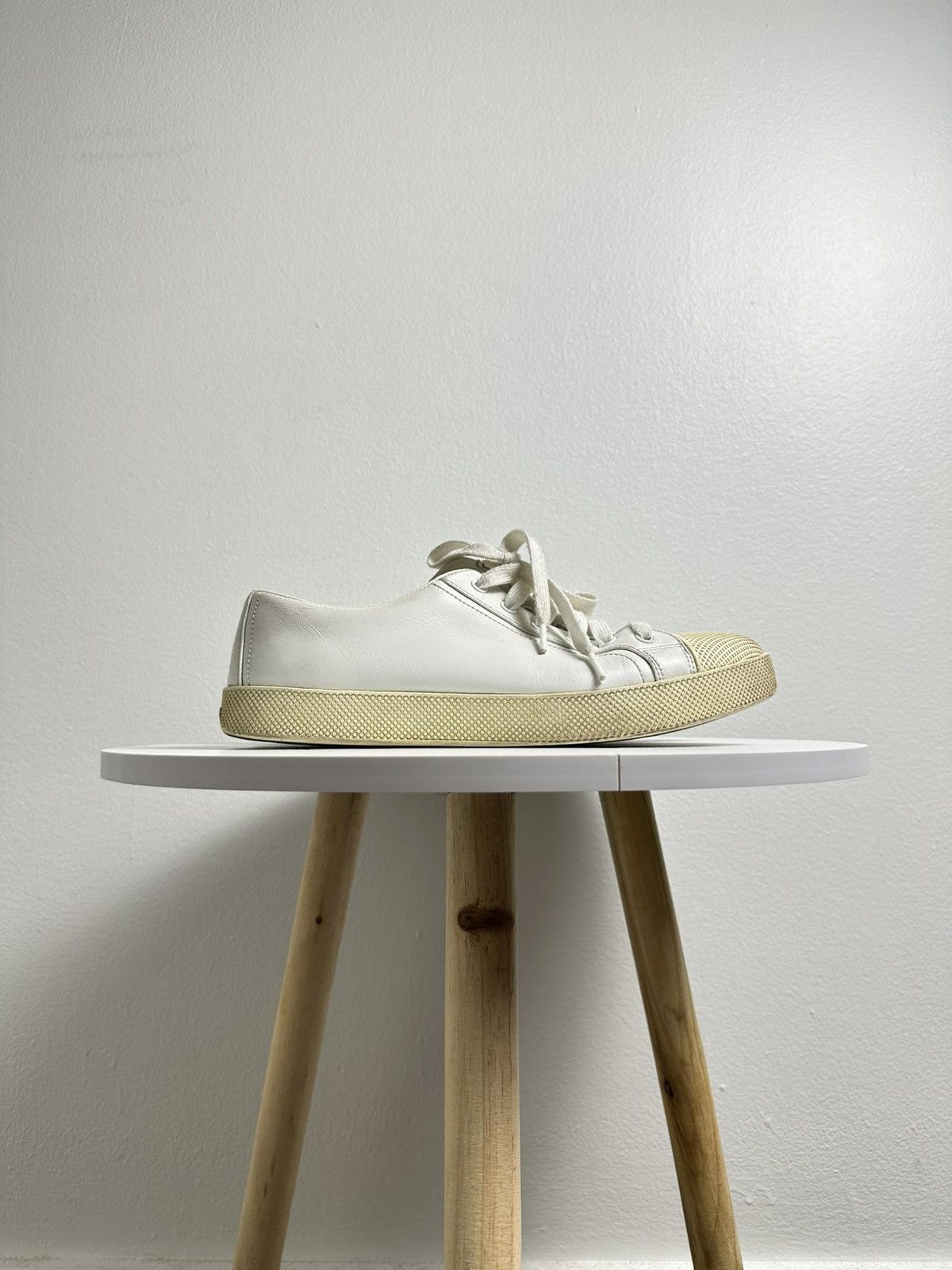 Prada Prada Low Top Sneakers Size US 8 / IT 38 - 1 Thumbnail