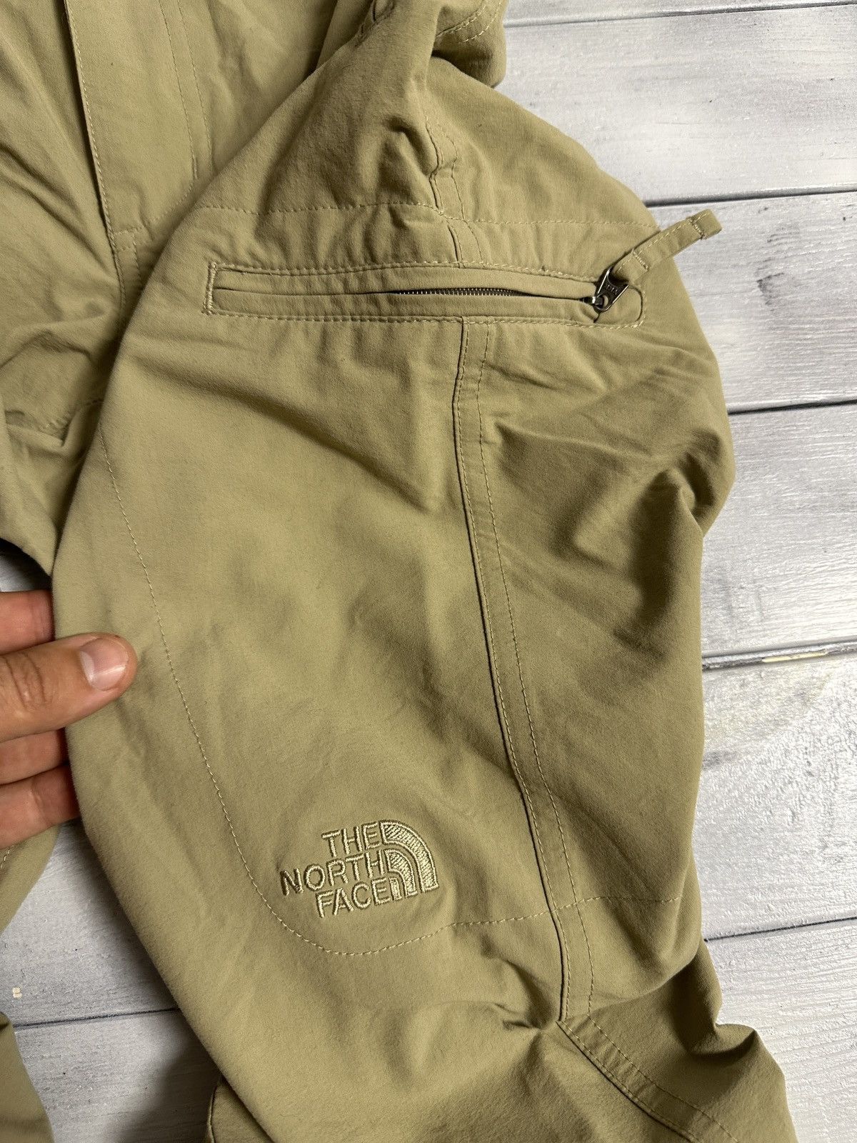 The North Face Rare Outdoor Pants The North Face TNF Multipocket Size US 34 / EU 50 - 11 Thumbnail