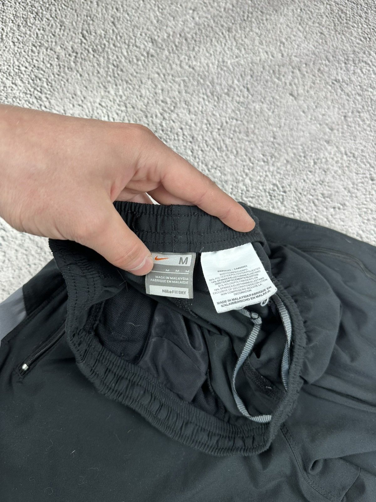Nike Vintage Nike Trackpants Nylon Baggy Y2K Drill Style Size US 32 / EU 48 - 6 Thumbnail