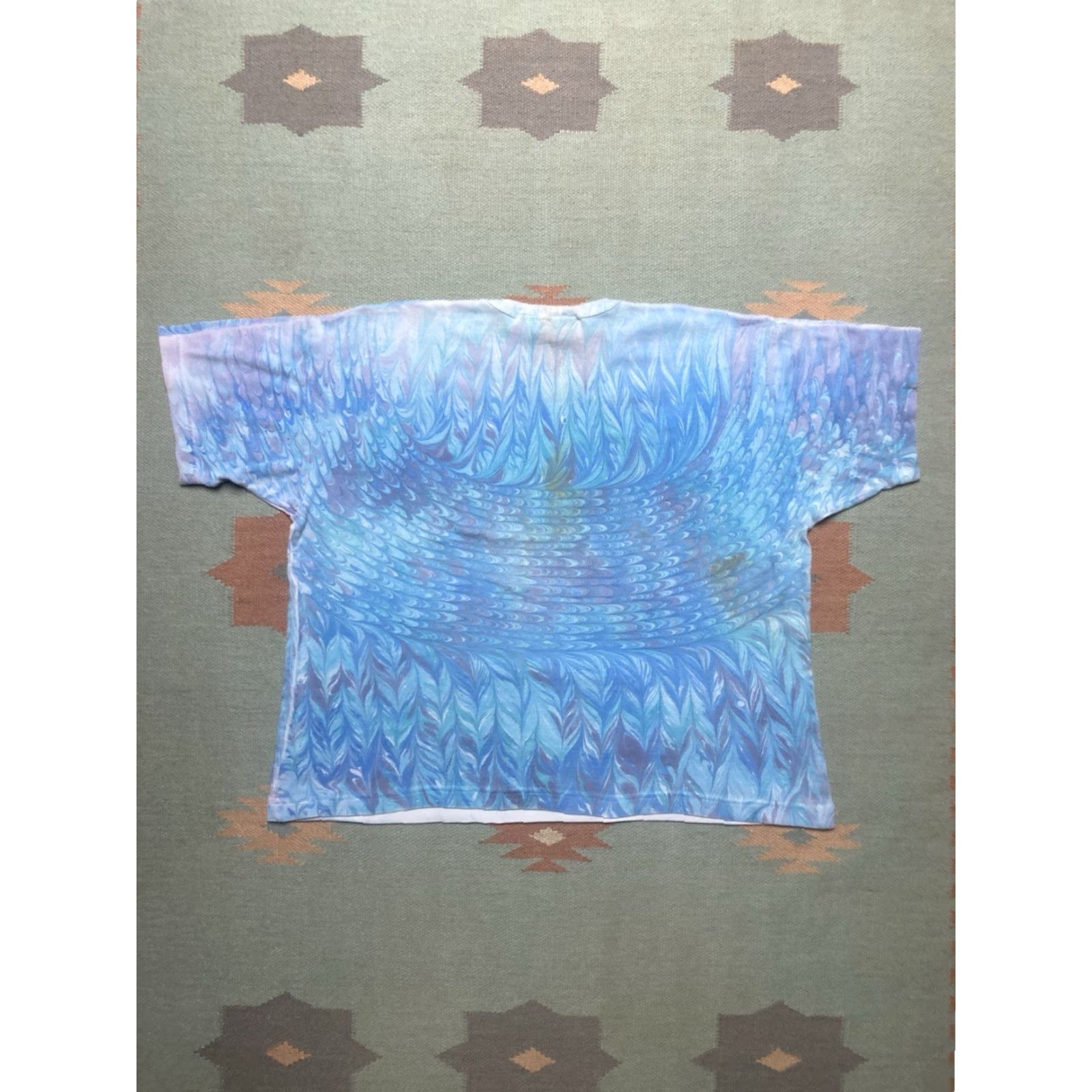Vintage VINTAGE 90s t shirt peacock marble swirl print psychedelic boxy adult medium T-Shirt Blue Mens M & M Size US M / EU 48-50 / 2 - 6 Thumbnail