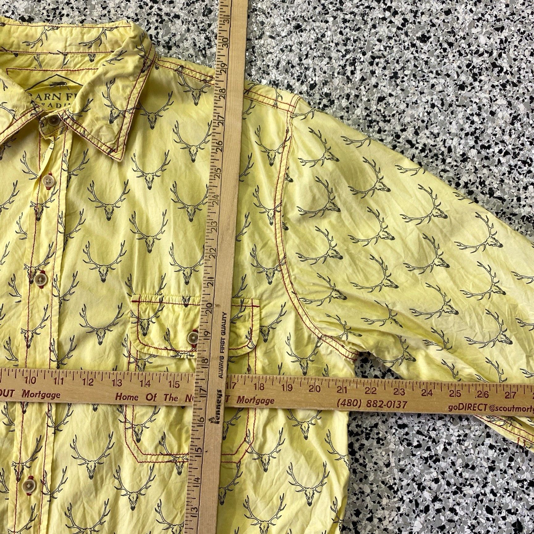 Vintage Barn Fly Shirt Elk Head Print Large Yellow Cotton Button-Up Collared Long Sleeve Men Casual Travel 90s Designer Pattern Animal Print"} Size US L / EU 52-54 / 3 - 2 Thumbnail