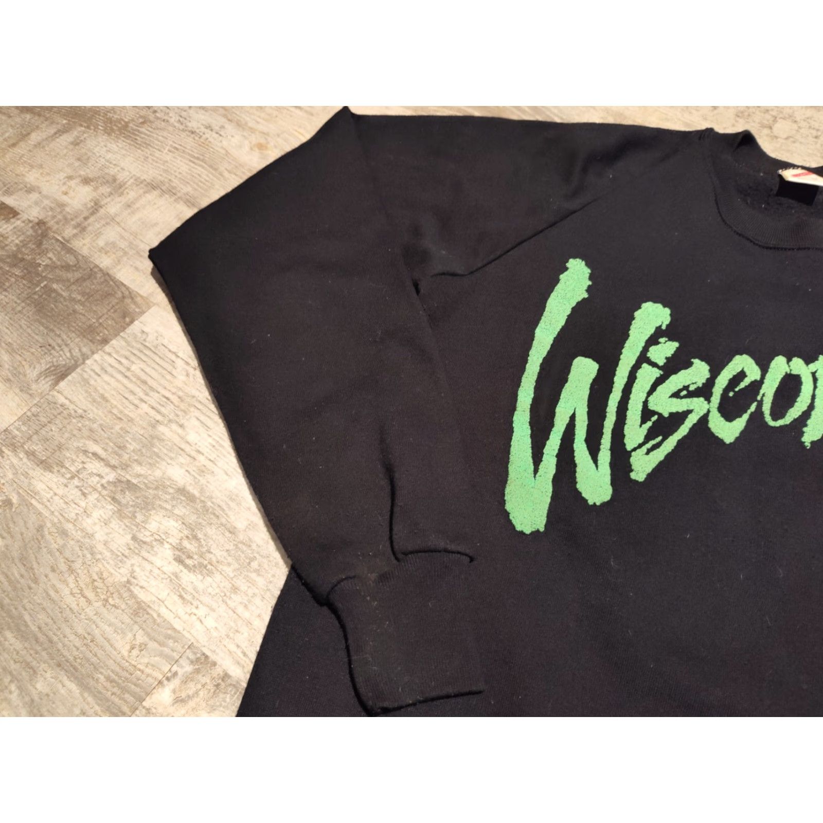 Jerzees VINTAGE 90's WISCONSIN Sweatshirt Made In USA Puff Neon Green Print L Jerzees Size US L / EU 52-54 / 3 - 4 Thumbnail
