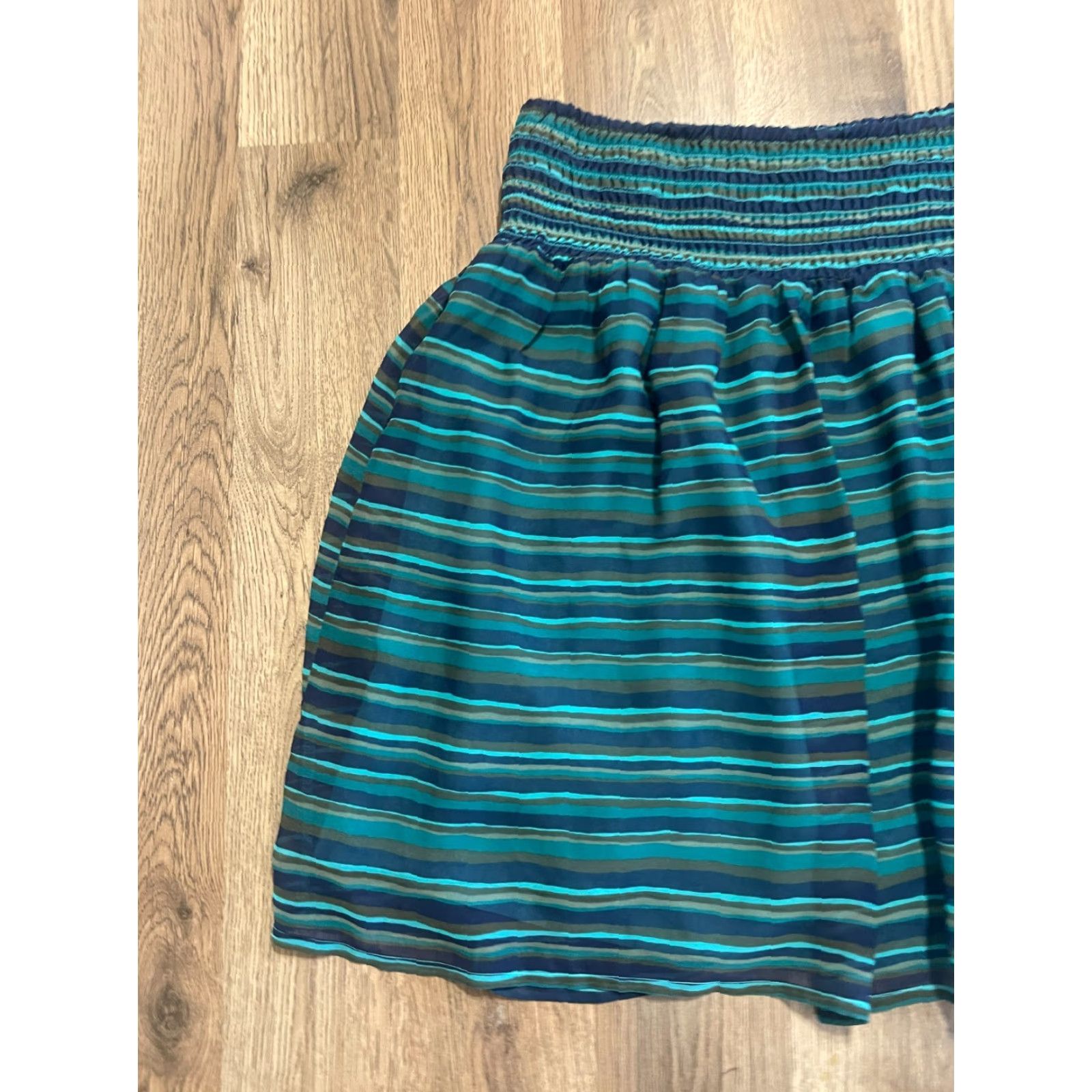 Old Navy Old Navy Skirt Women's Large Blue Green Striped Pull On Mini Skirt Casual Size 36" / US 14 / IT 50 - 3 Thumbnail