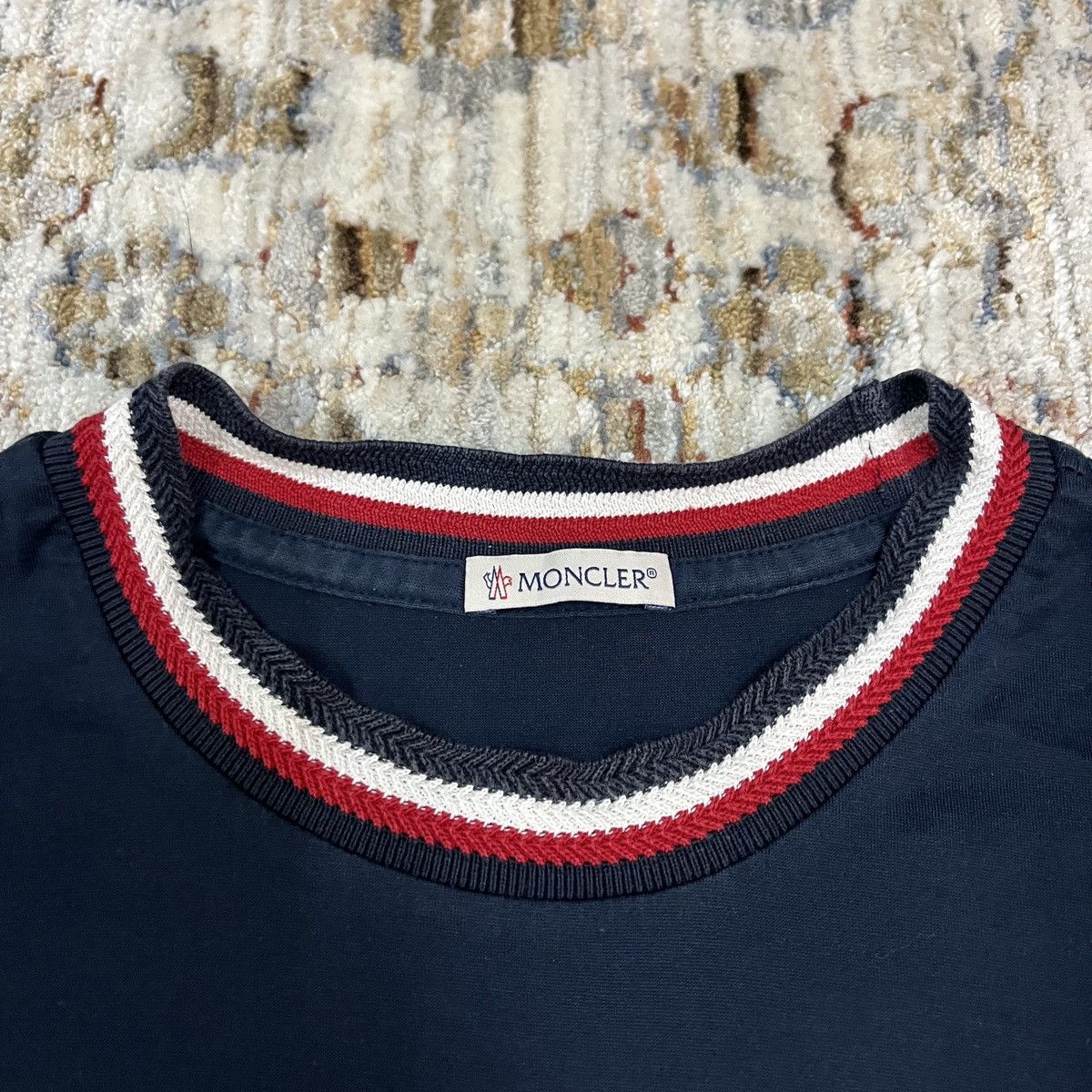 Moncler Moncler Maglia Small Logo Tshirt Size US S / EU 44-46 / 1 - 4 Thumbnail