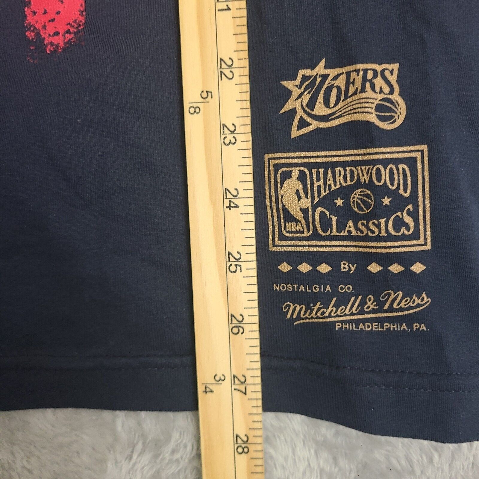Mitchell & Ness NWT Micthell & Ness Philadelphia 76ers NBA Stars & Stripes T Size US L / EU 52-54 / 3 - 6 Thumbnail