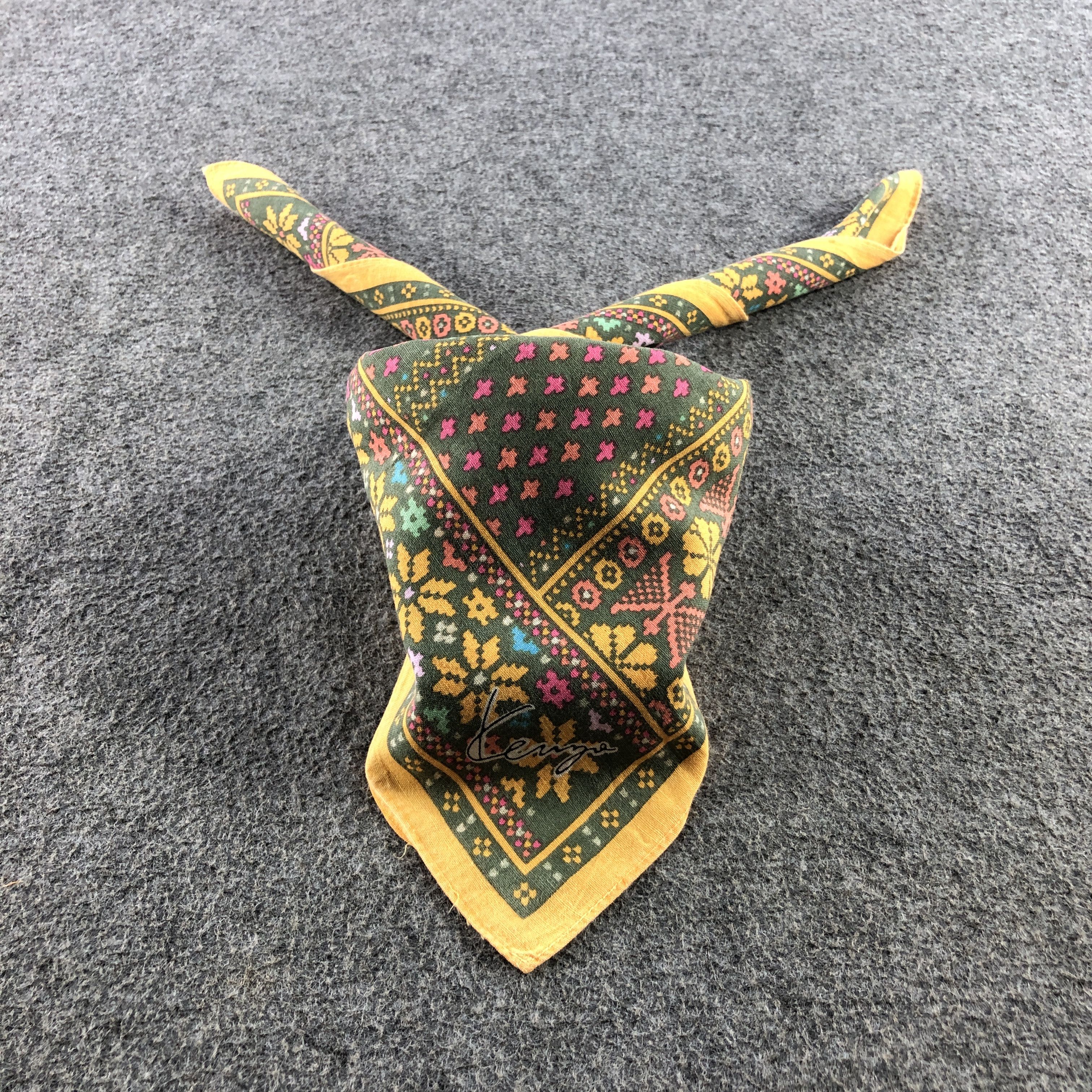 Kenzo Kenzo Handkerchief Neckerchief Bandana H2395 Size ONE SIZE - 1 Thumbnail
